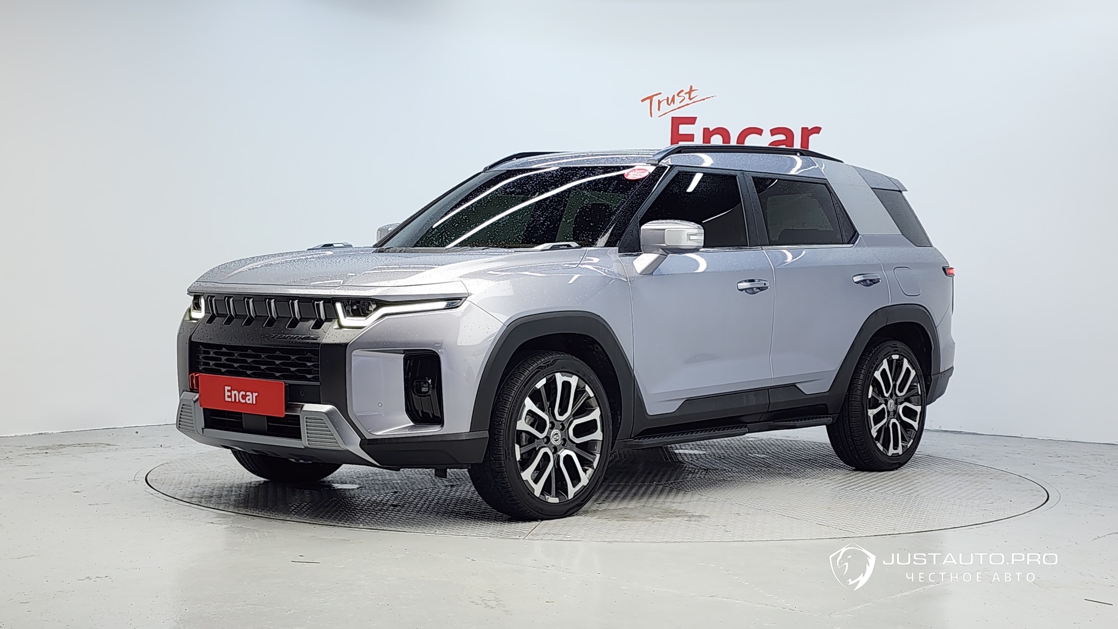 Автомобиль KG_Mobility_Ssangyong Torres