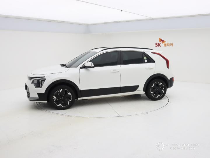 Автомобиль Kia Niro