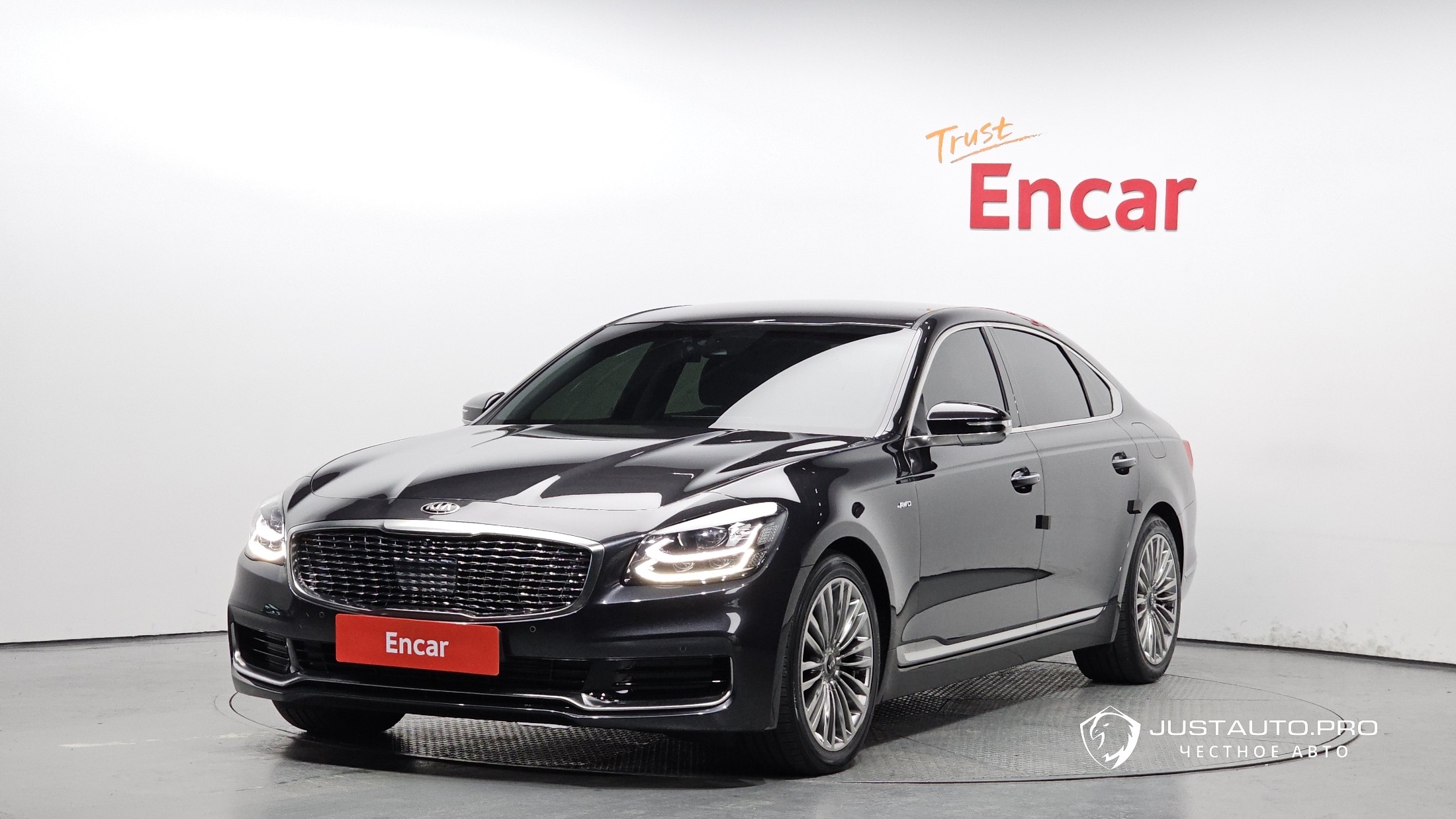 Автомобиль Kia K9