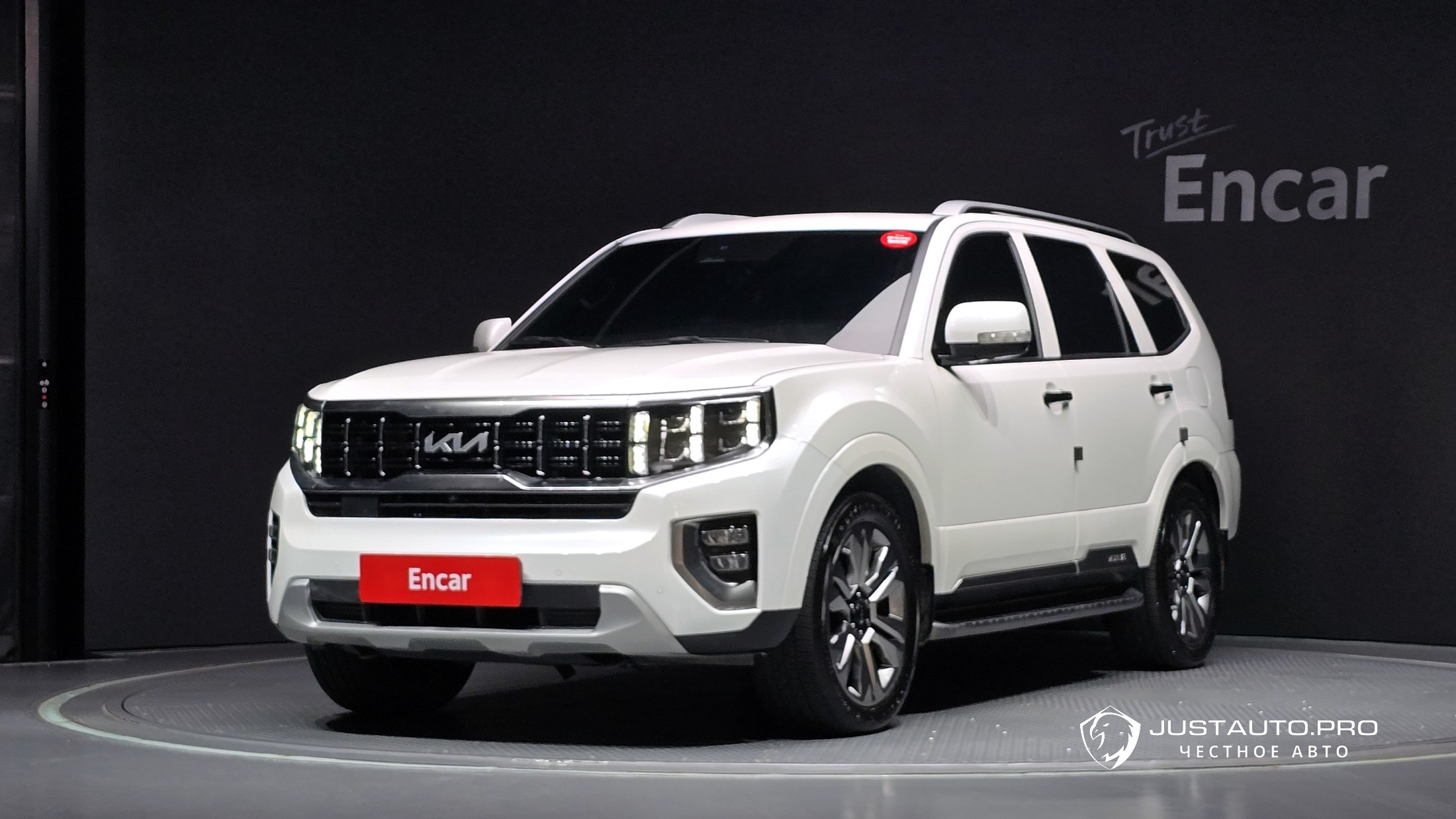 Автомобиль Kia Mohave