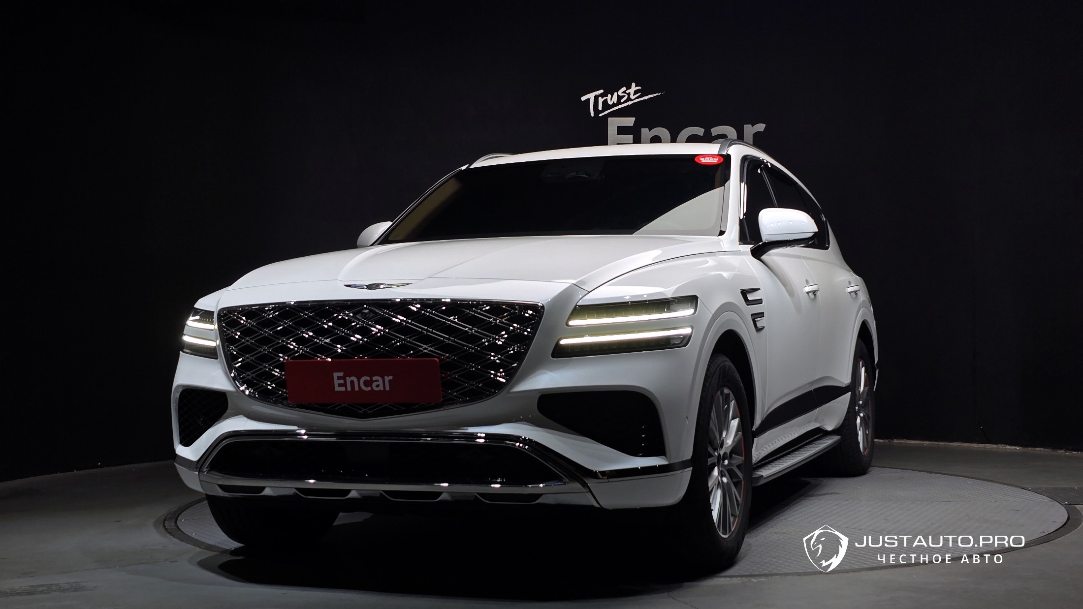 Автомобиль Genesis GV80