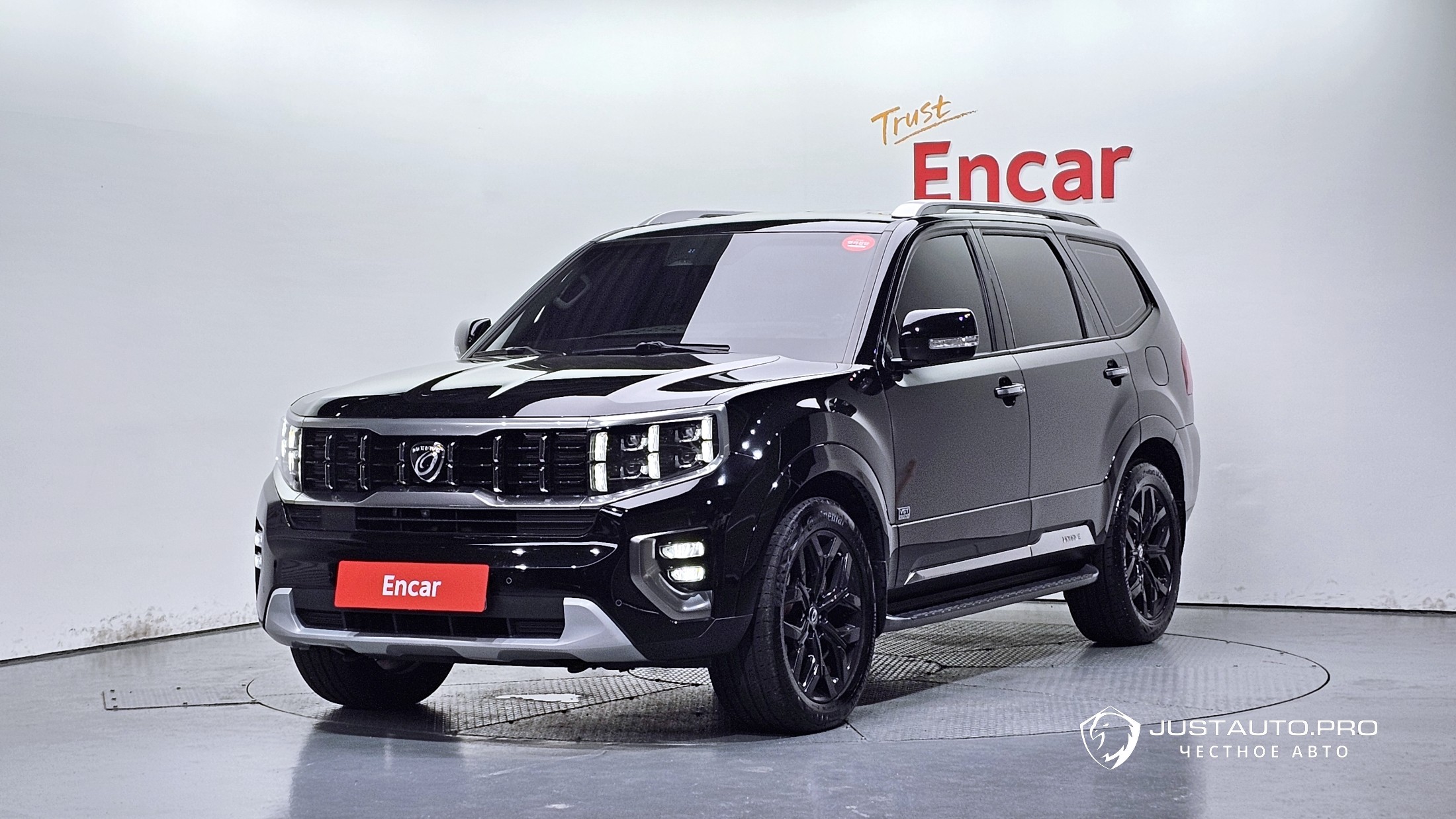 Автомобиль Kia Mohave