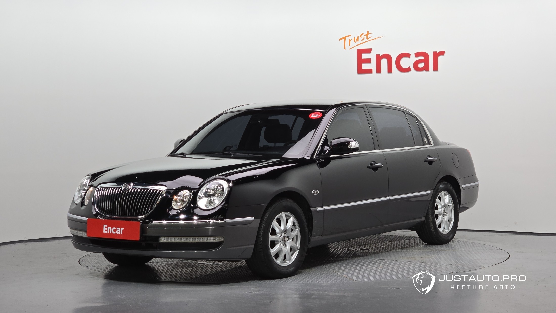 Автомобиль Kia OPIRUS