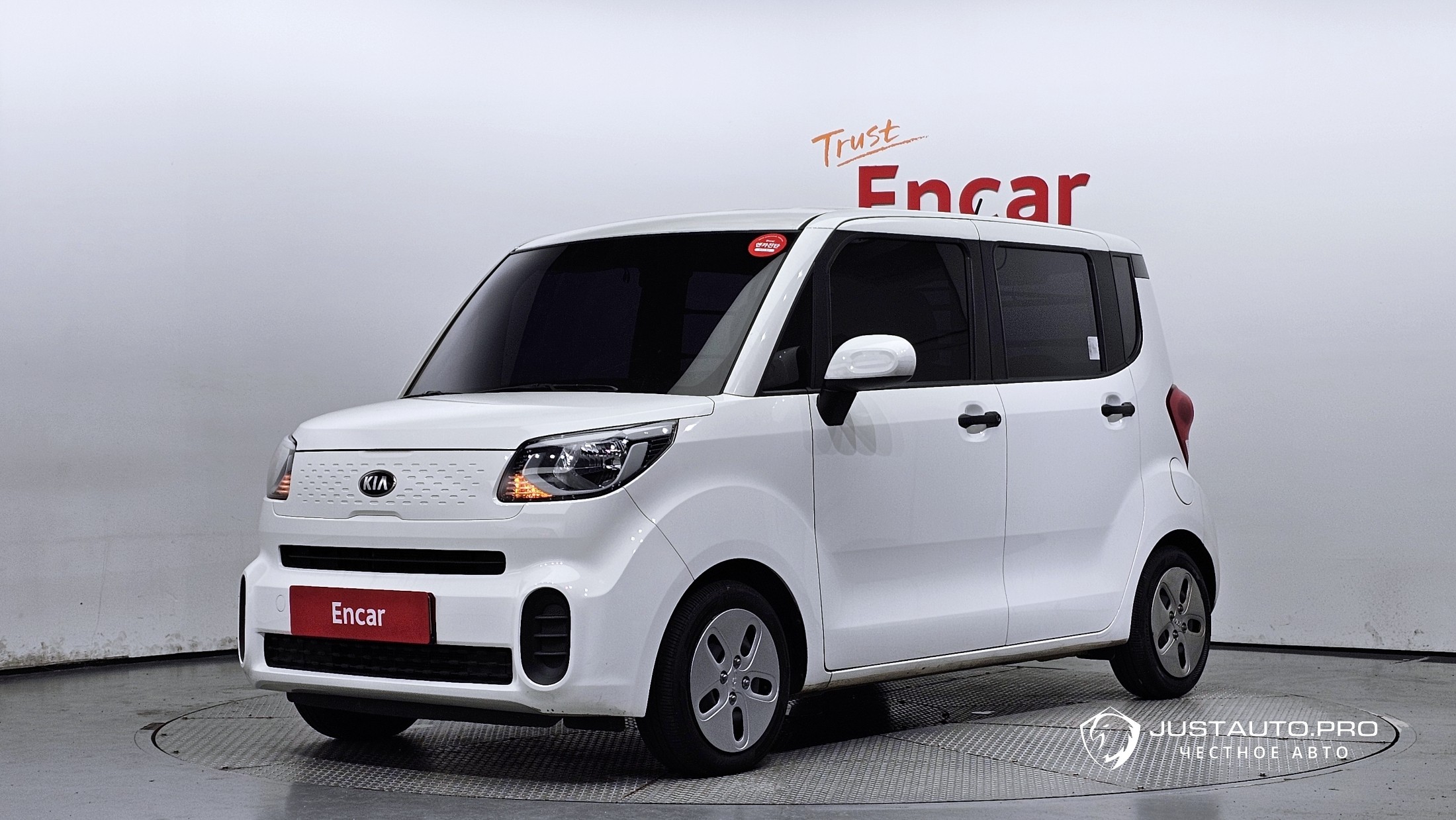 Автомобиль Kia RAY