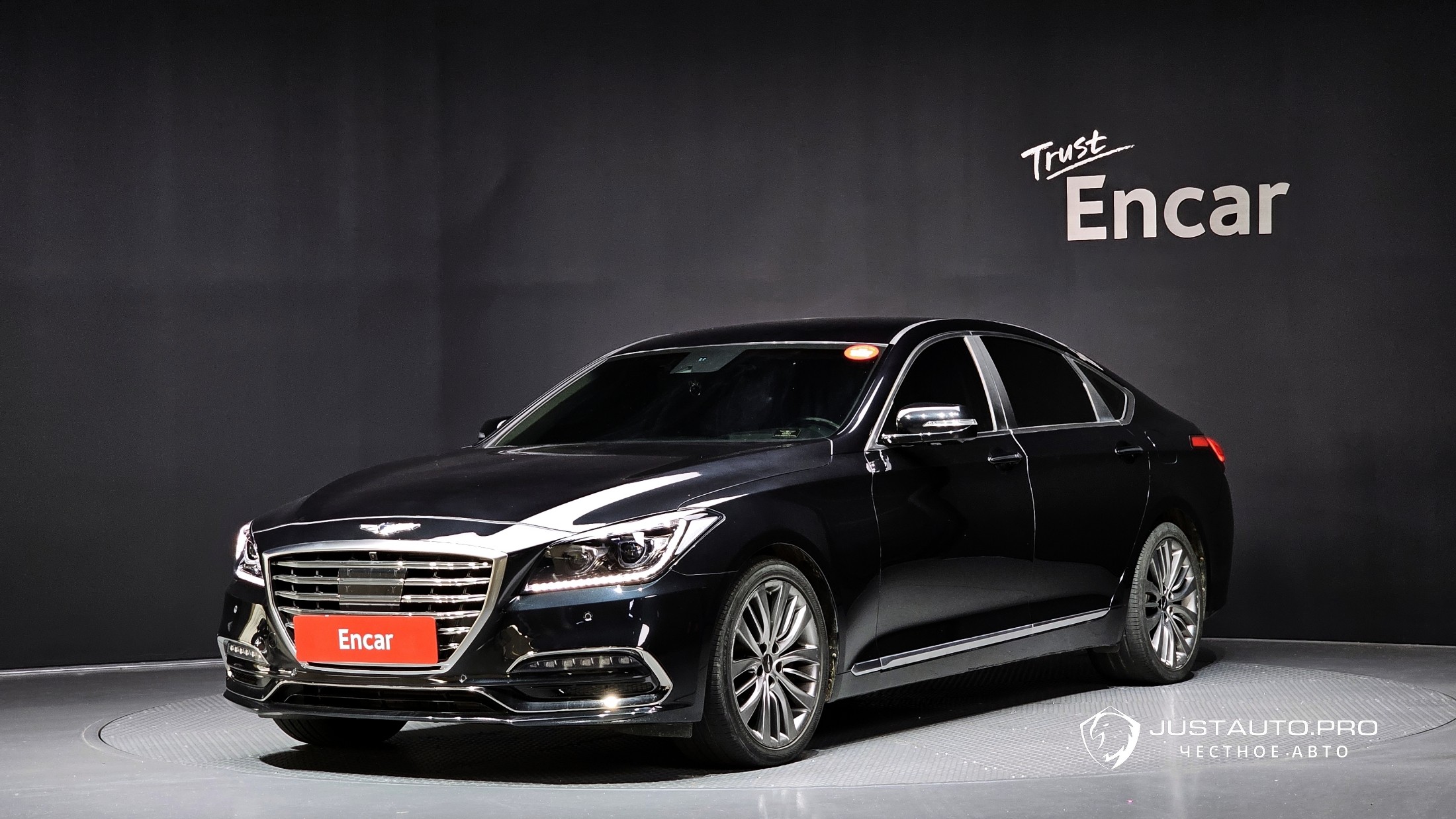 Автомобиль Genesis G80