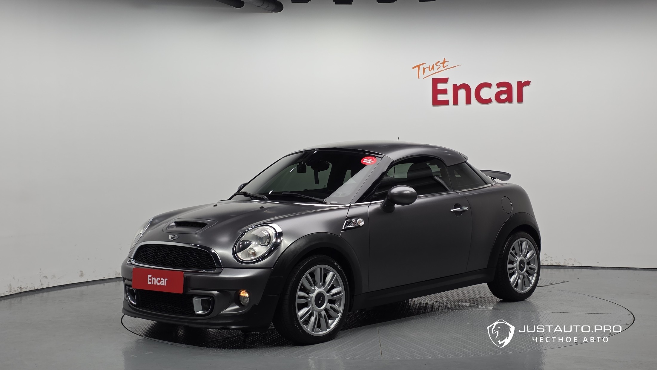 Автомобиль Mini Coupe