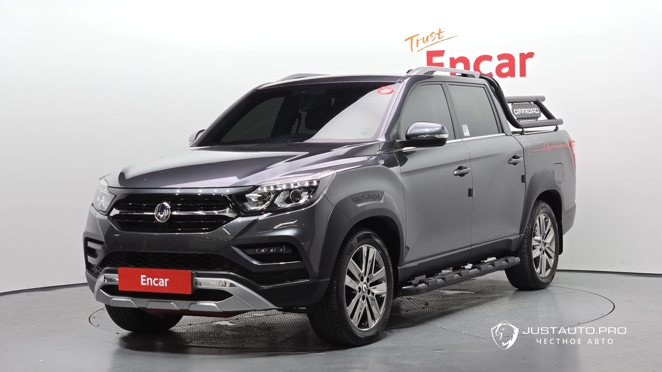 Автомобиль KG_Mobility_Ssangyong Rexton