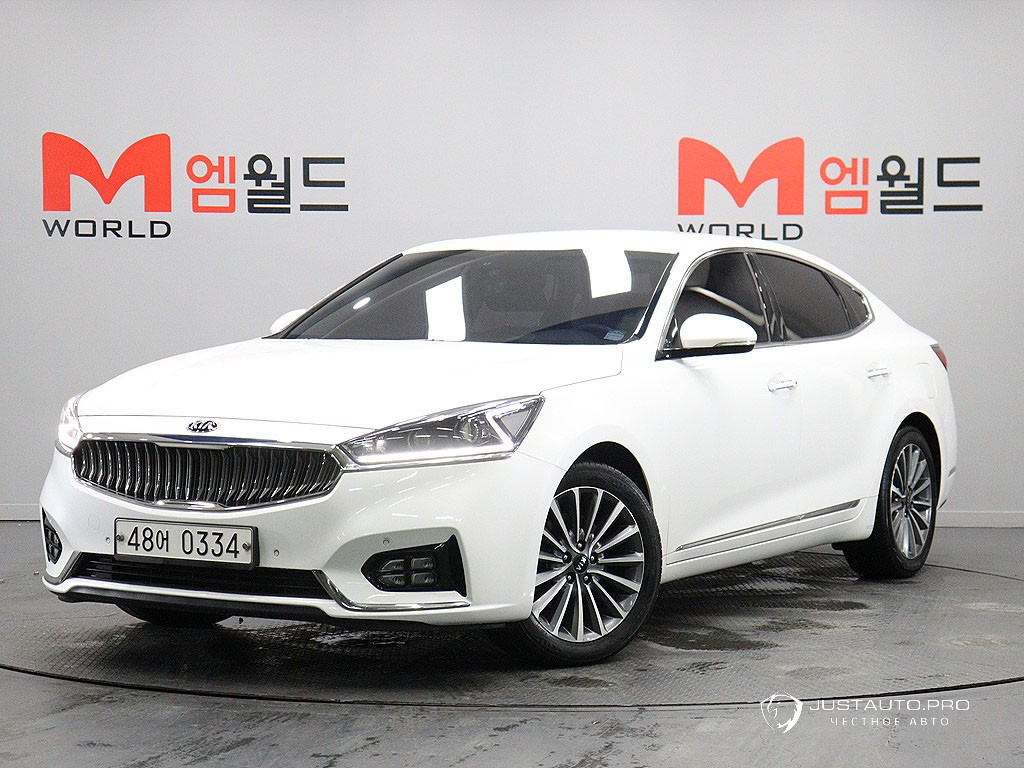 Автомобиль Kia K7