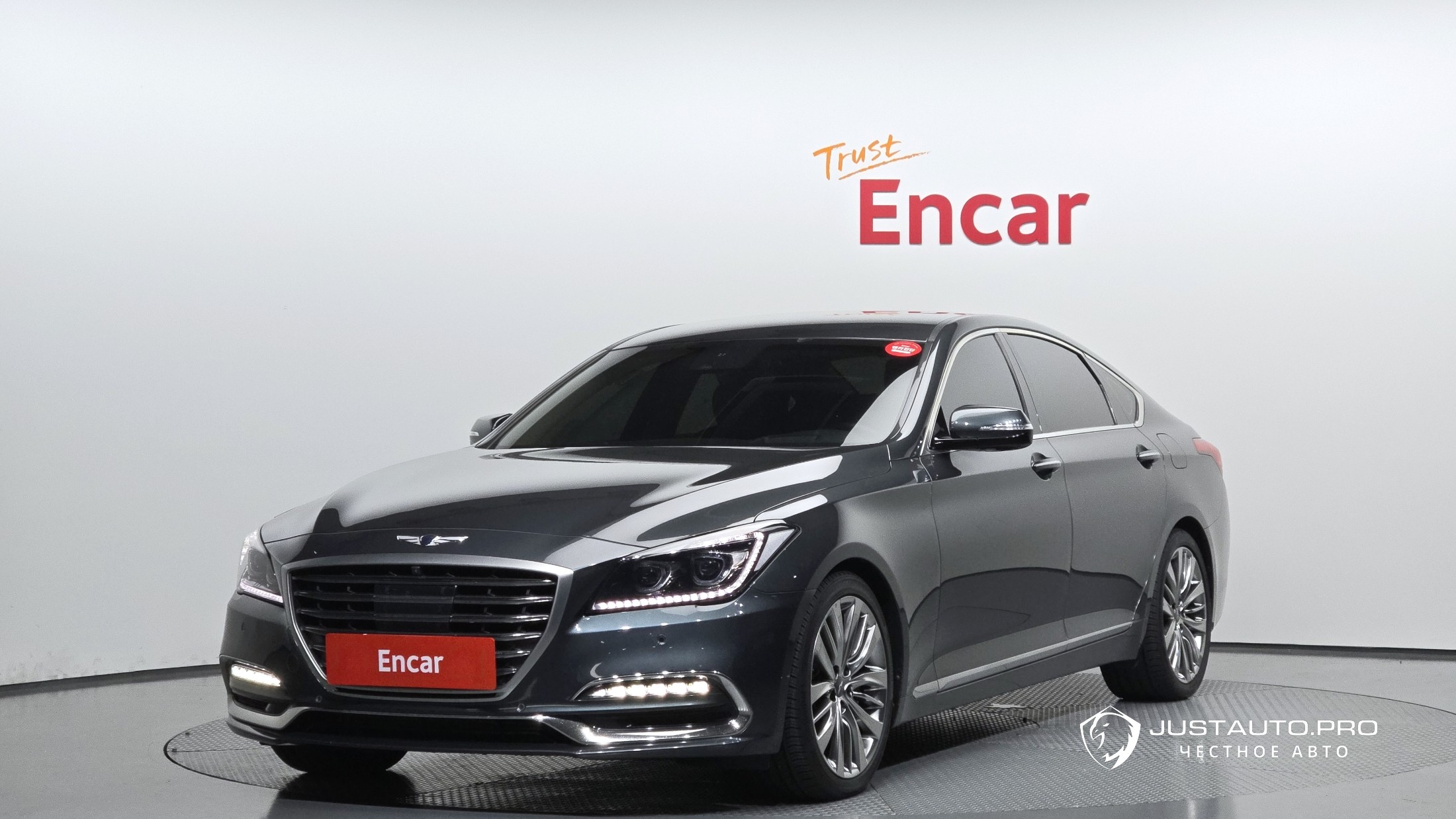 Автомобиль Genesis G80