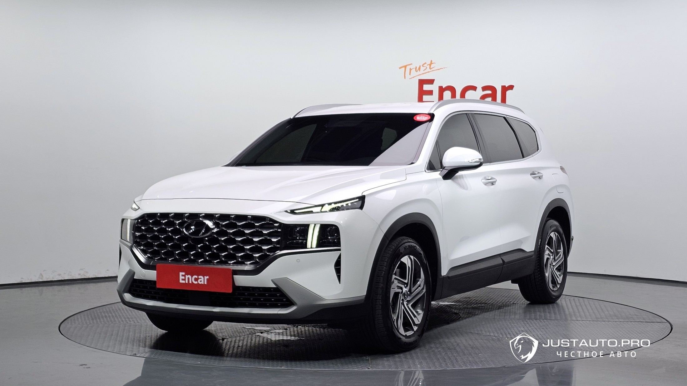 Автомобиль Hyundai Santafe