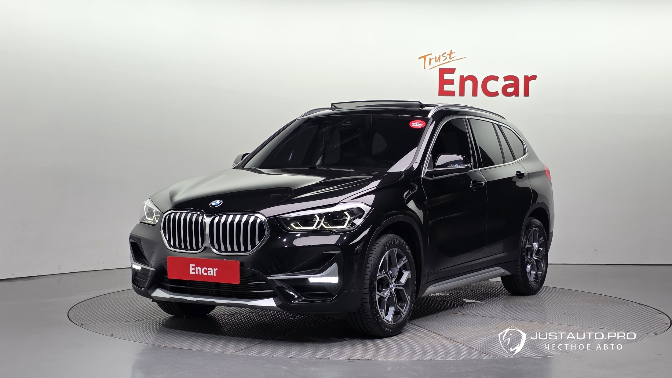 Автомобиль BMW X1