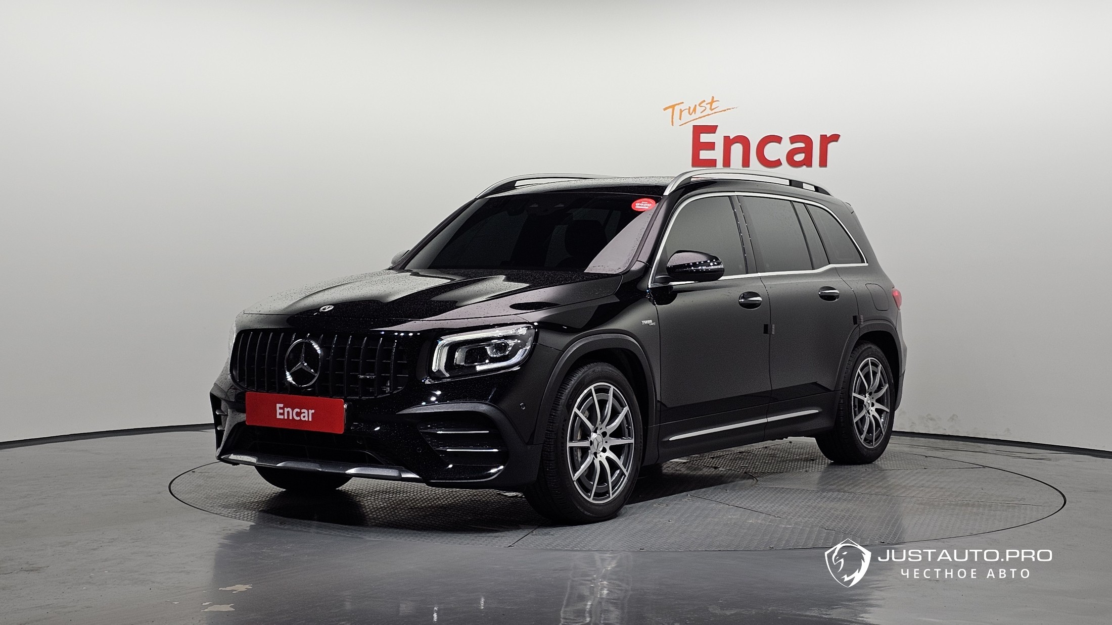 Автомобиль Mercedes-Benz GLB-Class