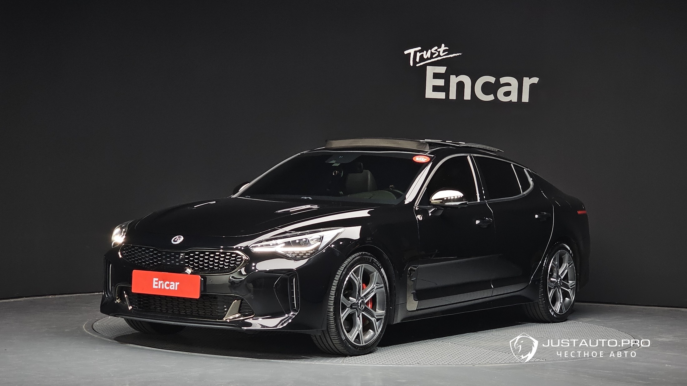 Автомобиль Kia Stinger