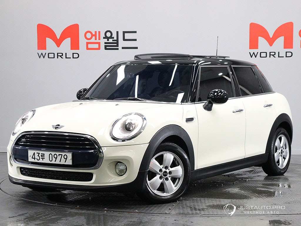 Автомобиль Mini Cooper