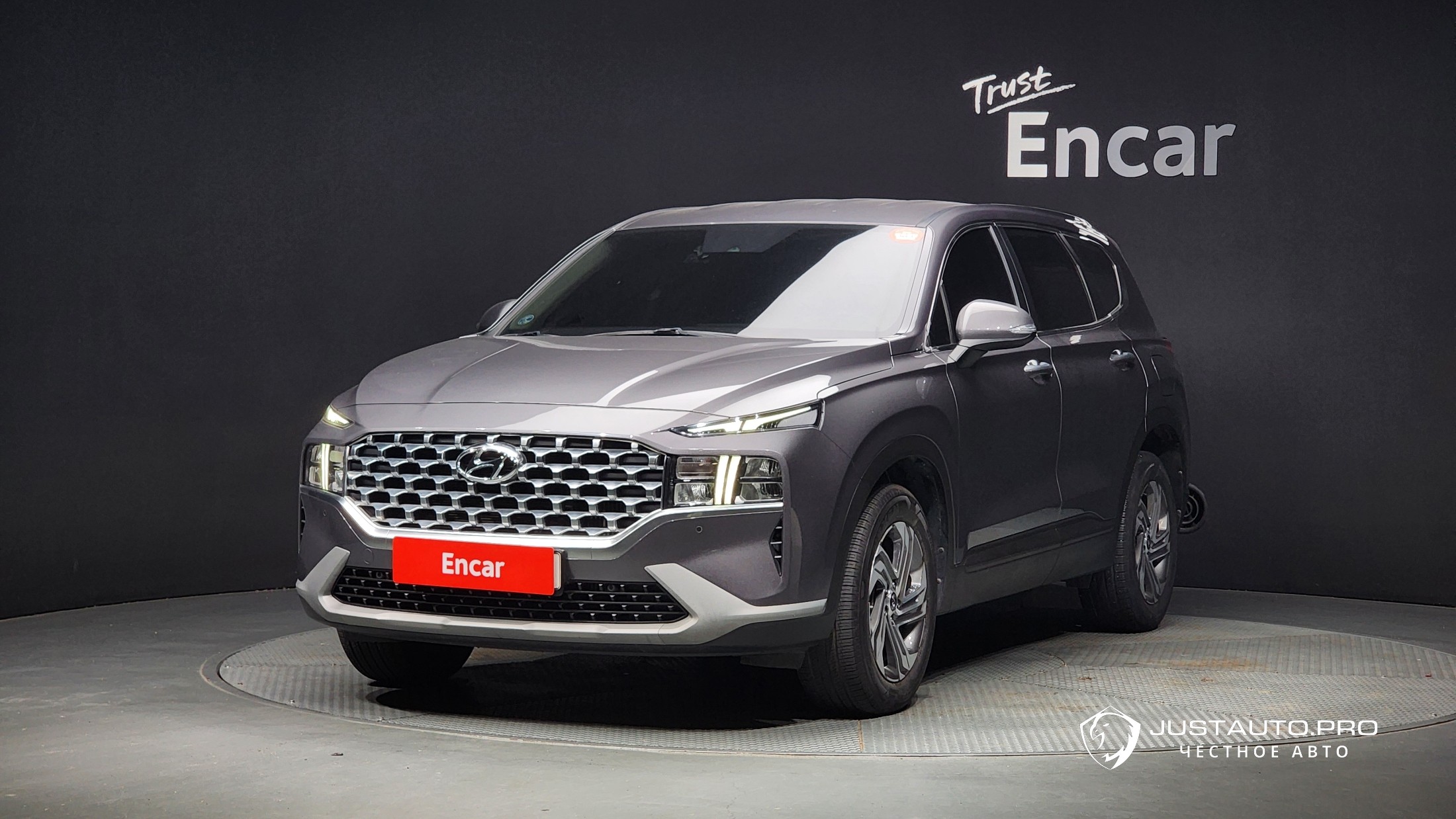 Автомобиль Hyundai Santafe