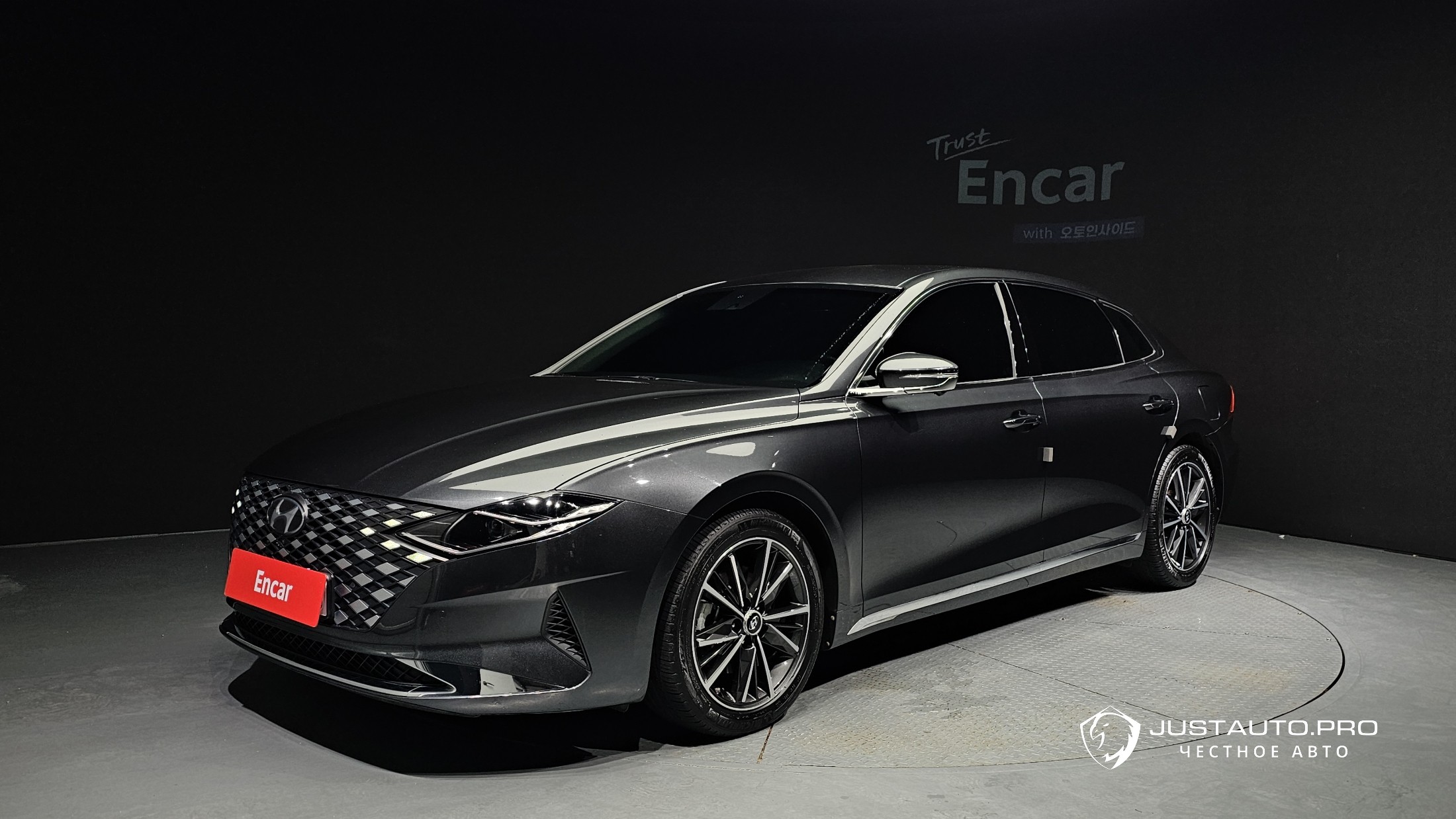 Автомобиль Hyundai Grandeur