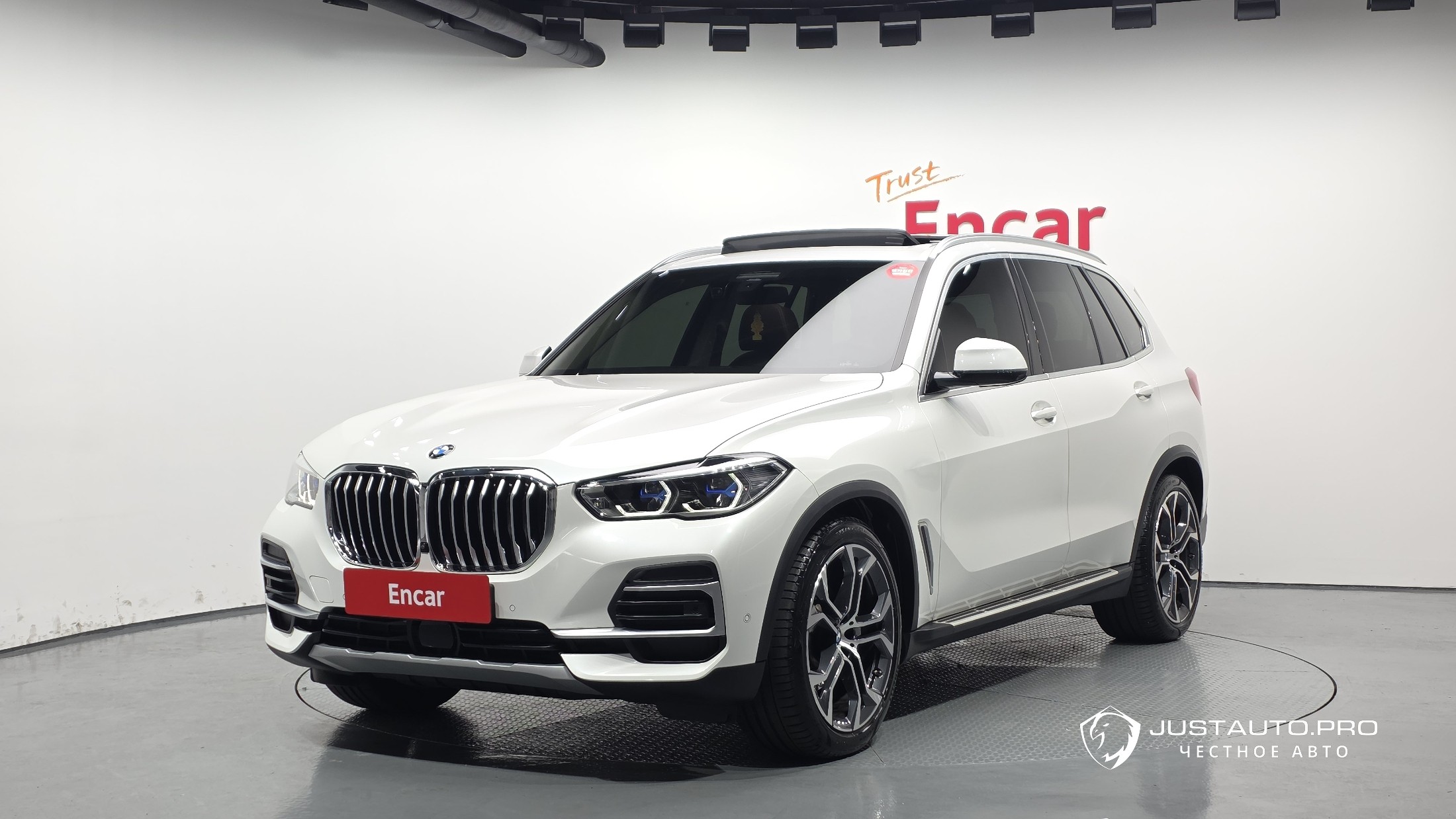 Автомобиль BMW X5
