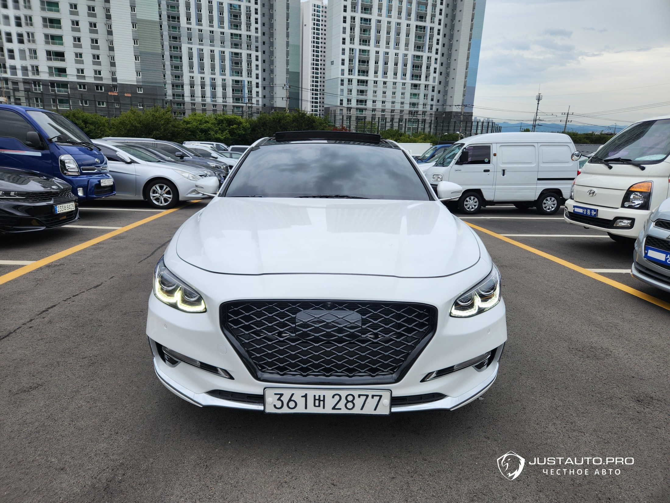 Автомобиль Hyundai Grandeur