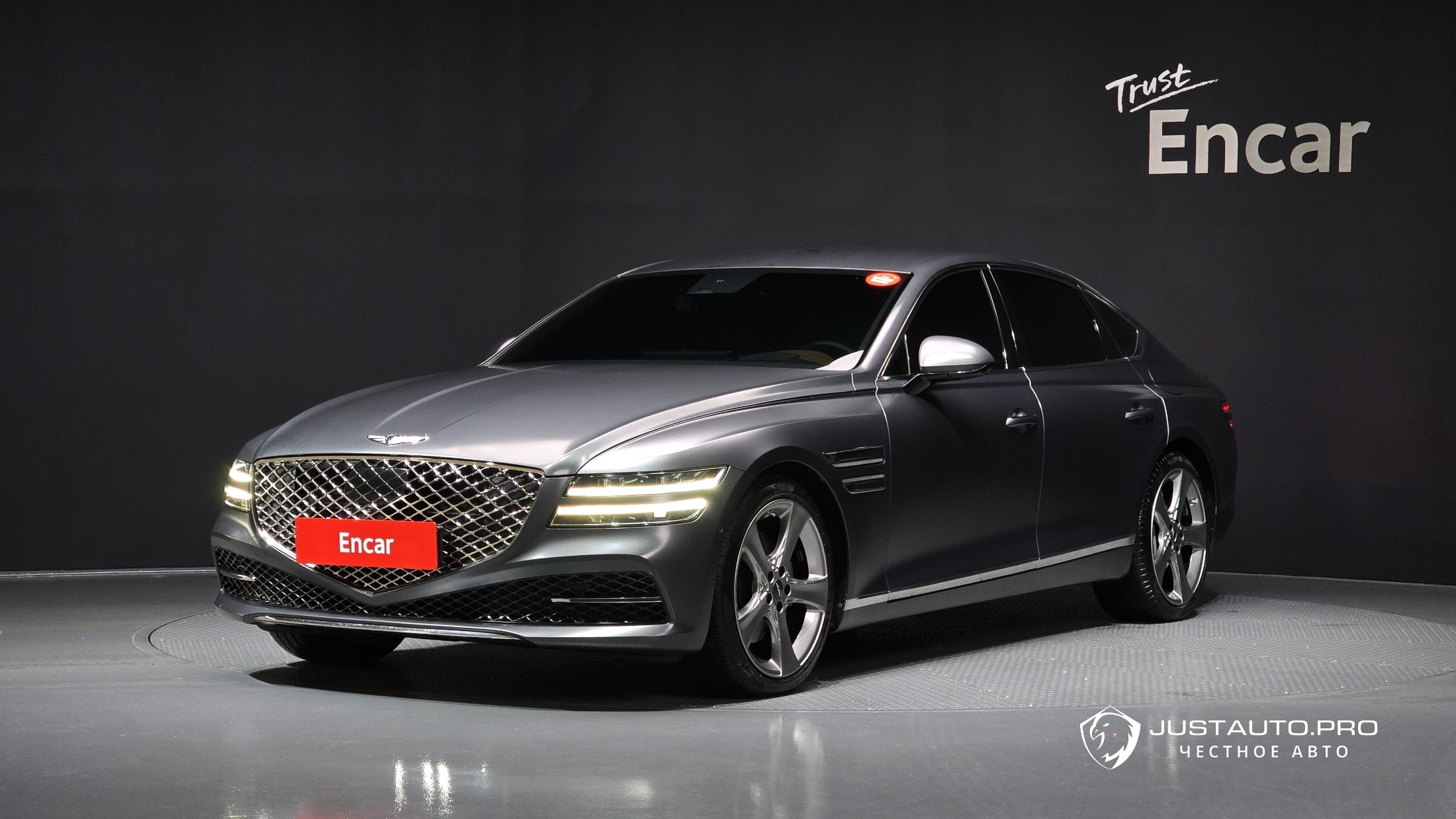 Автомобиль Genesis G80