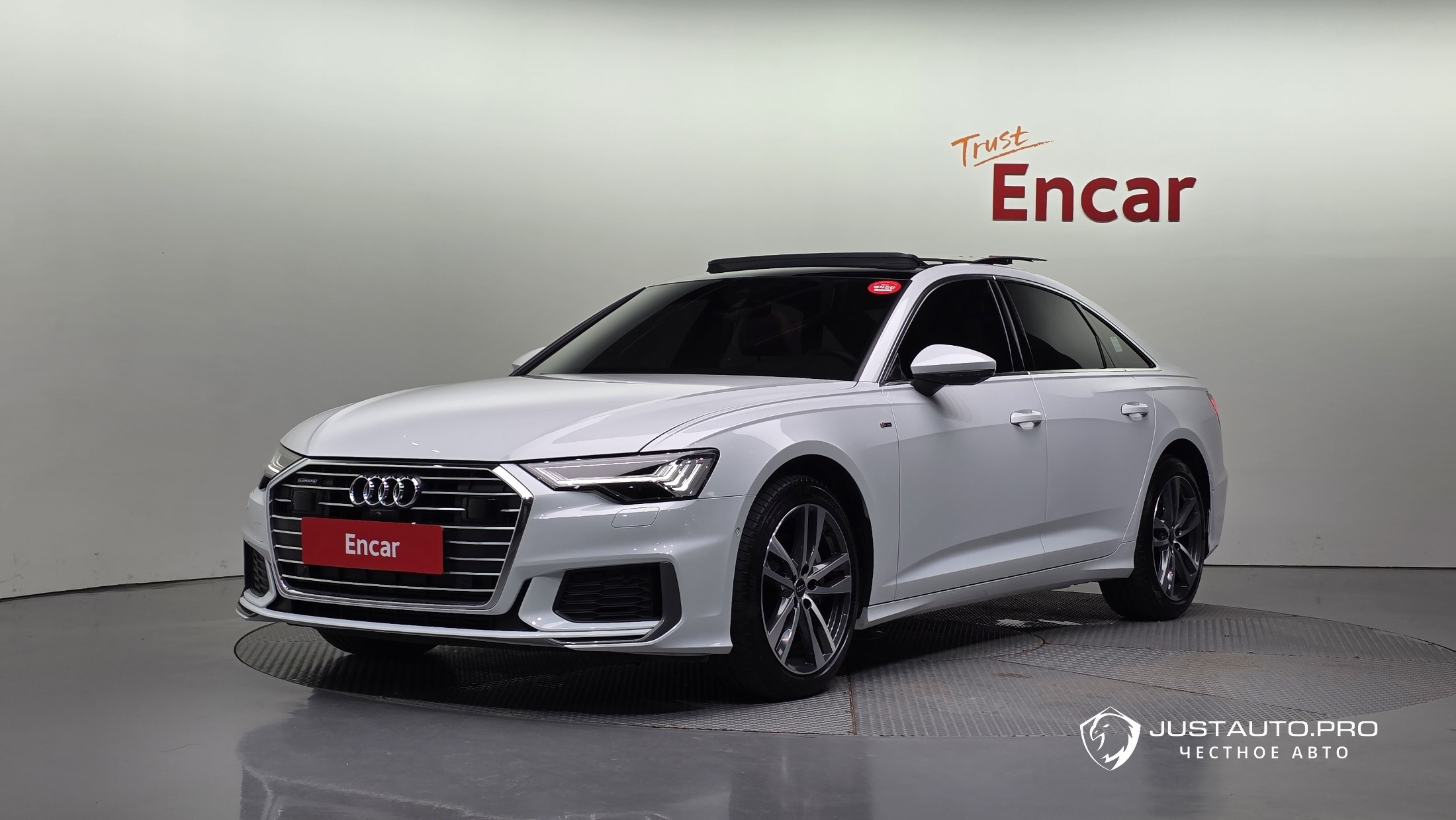 Автомобиль Audi A6