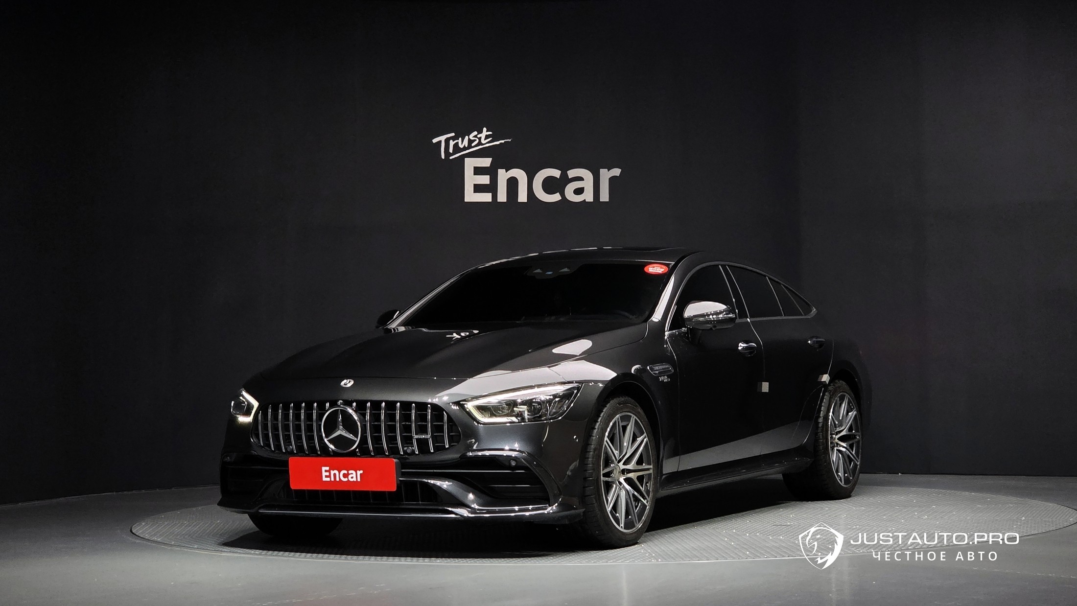 Автомобиль Mercedes-Benz AMG GT