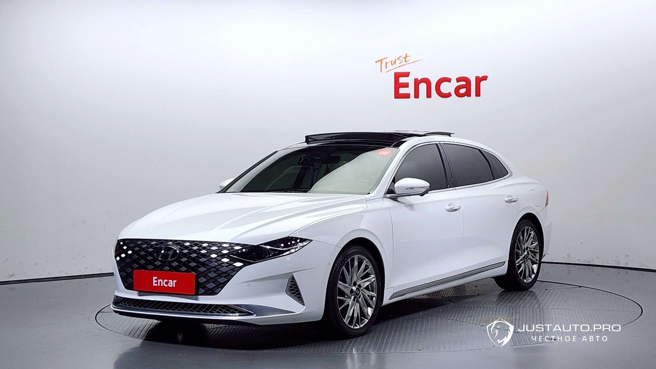 Автомобиль Hyundai Grandeur