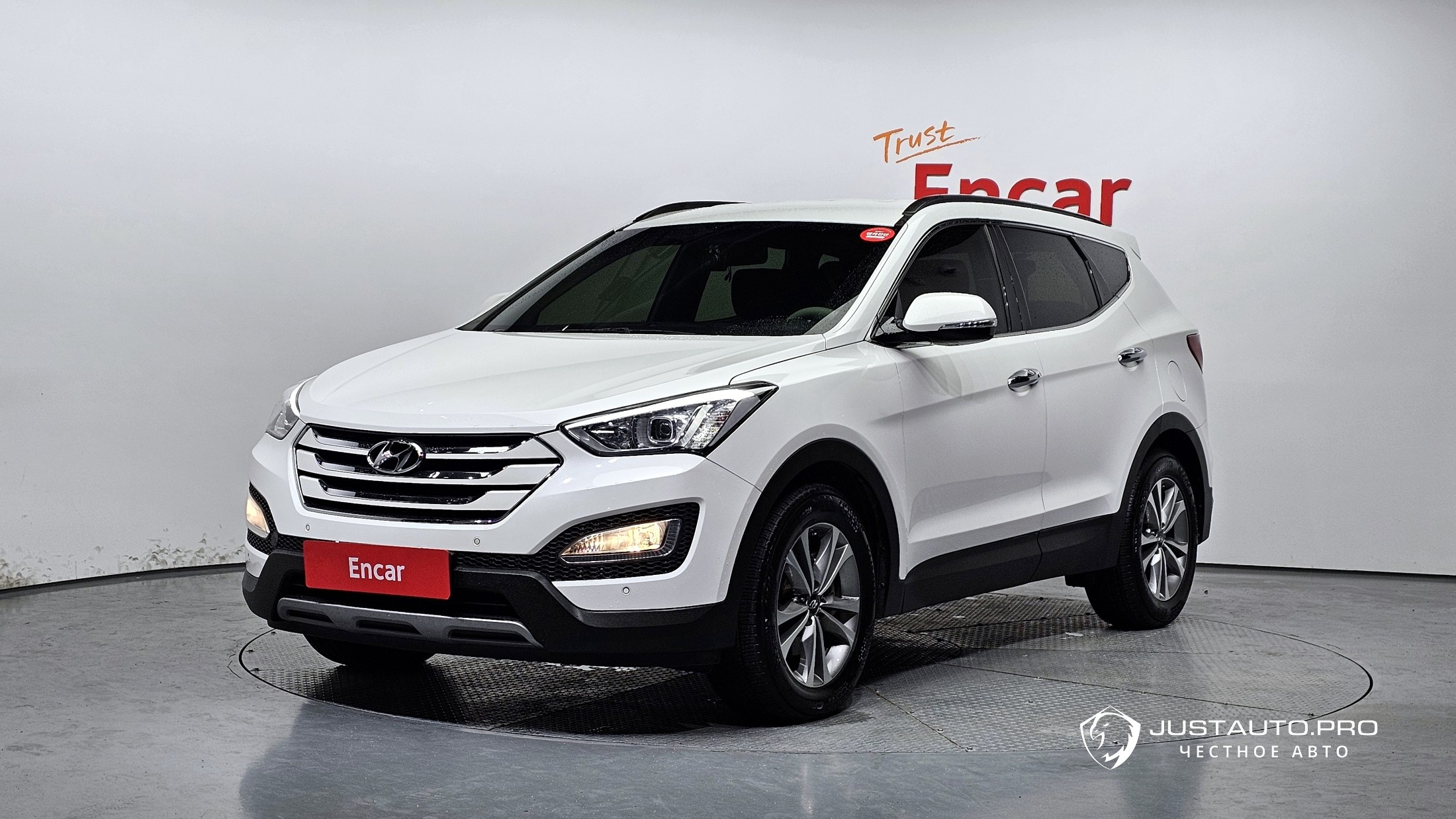 Автомобиль Hyundai Santafe