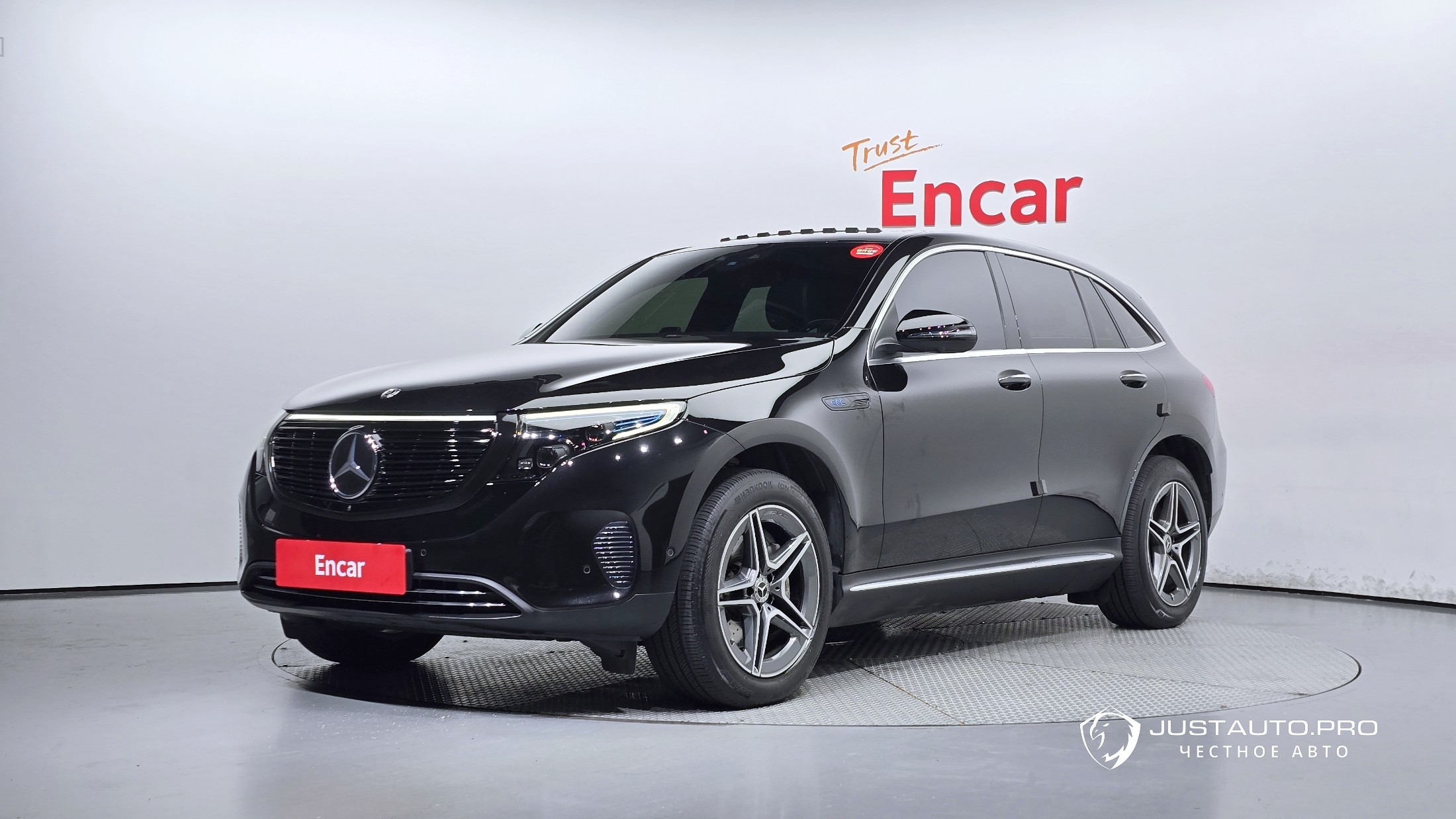 Автомобиль Mercedes-Benz EQC