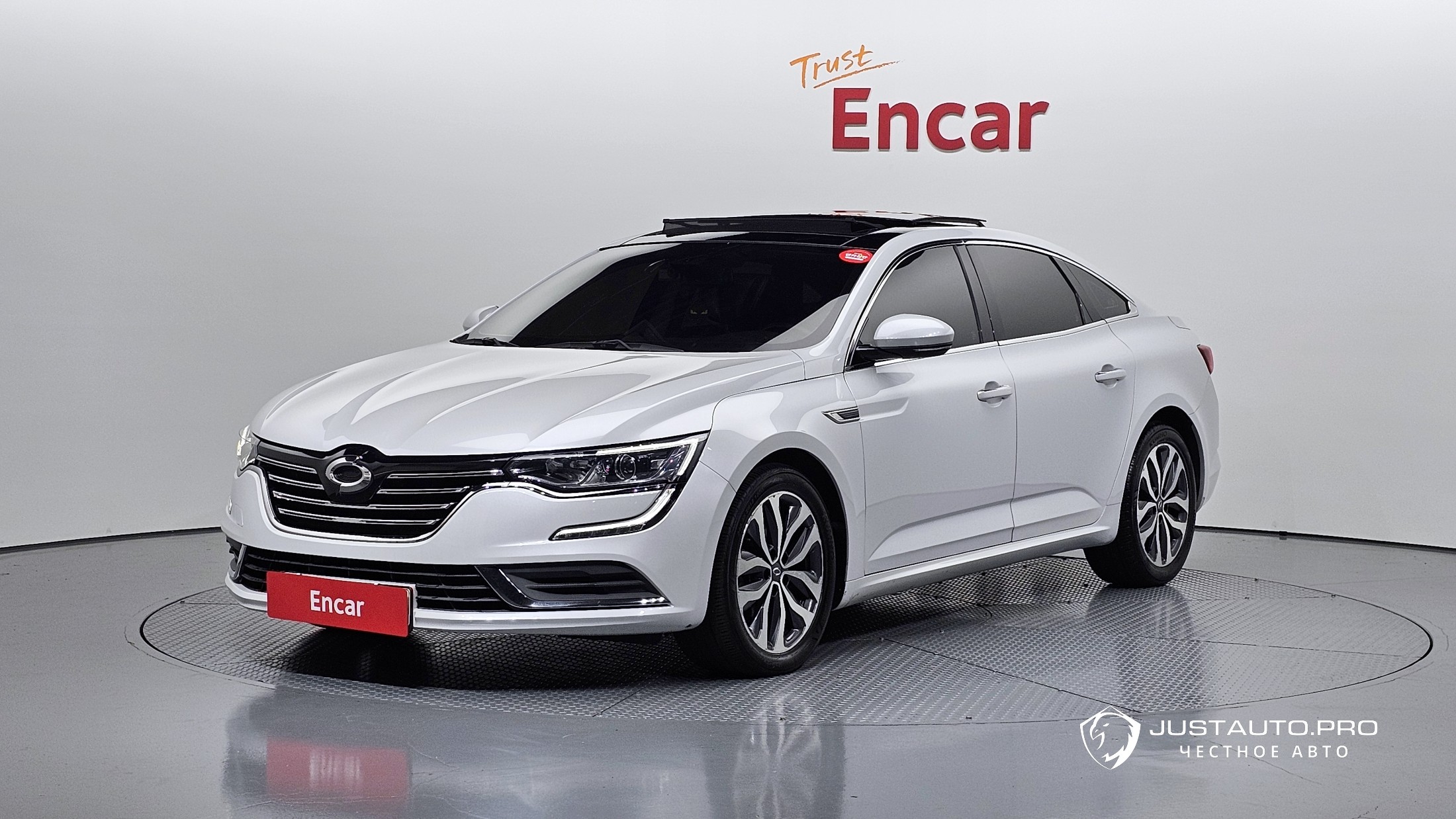 Автомобиль Renault-KoreaSamsung SM6