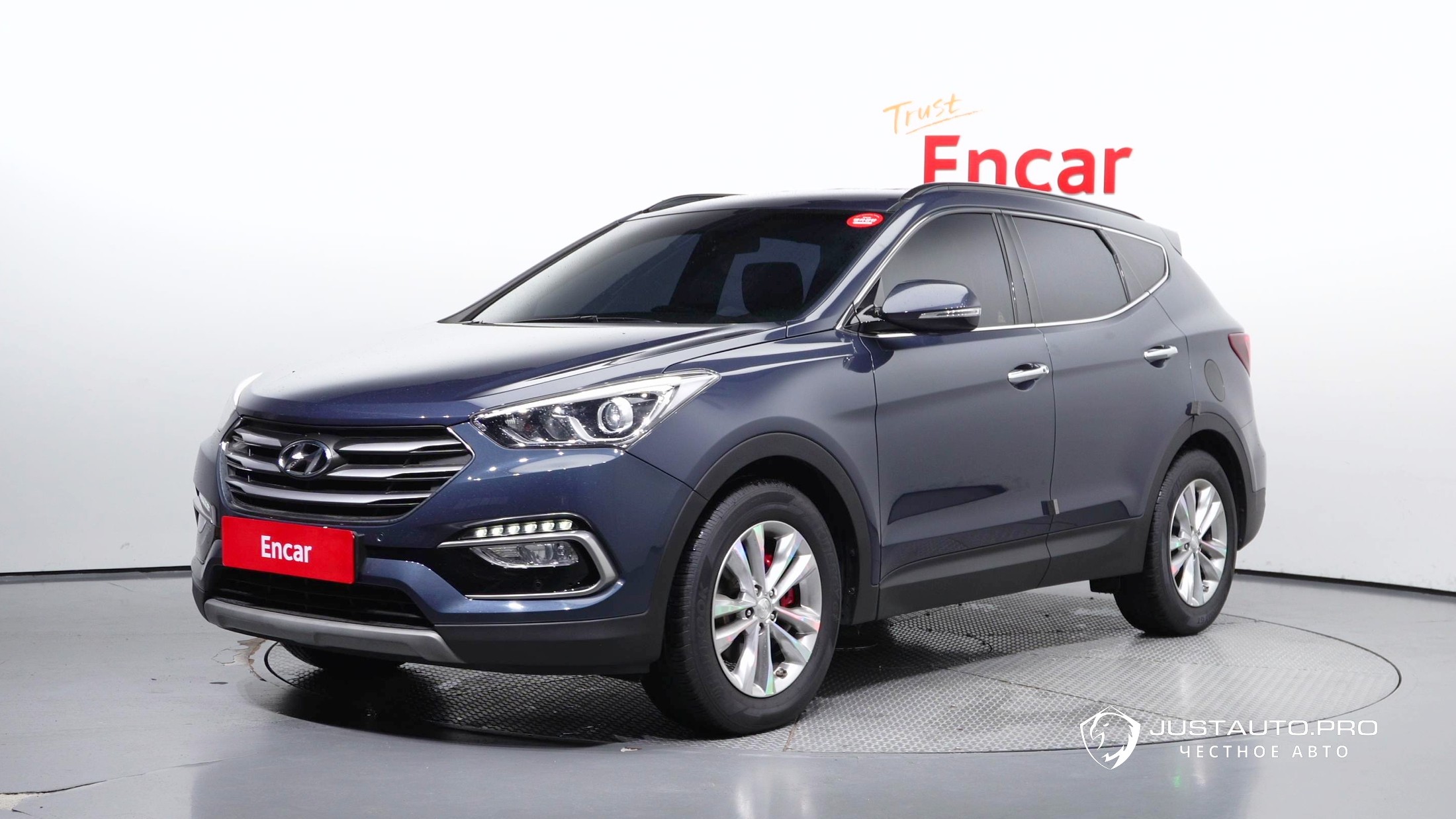 Автомобиль Hyundai Santafe