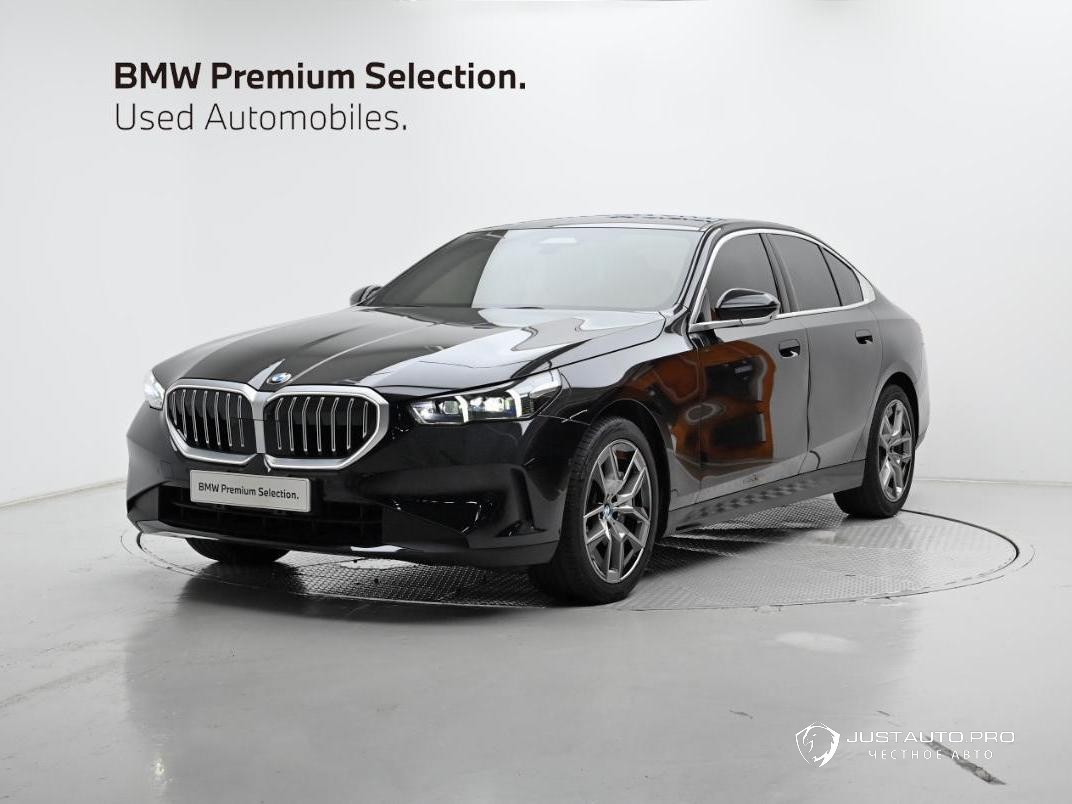 Автомобиль BMW 5-Series