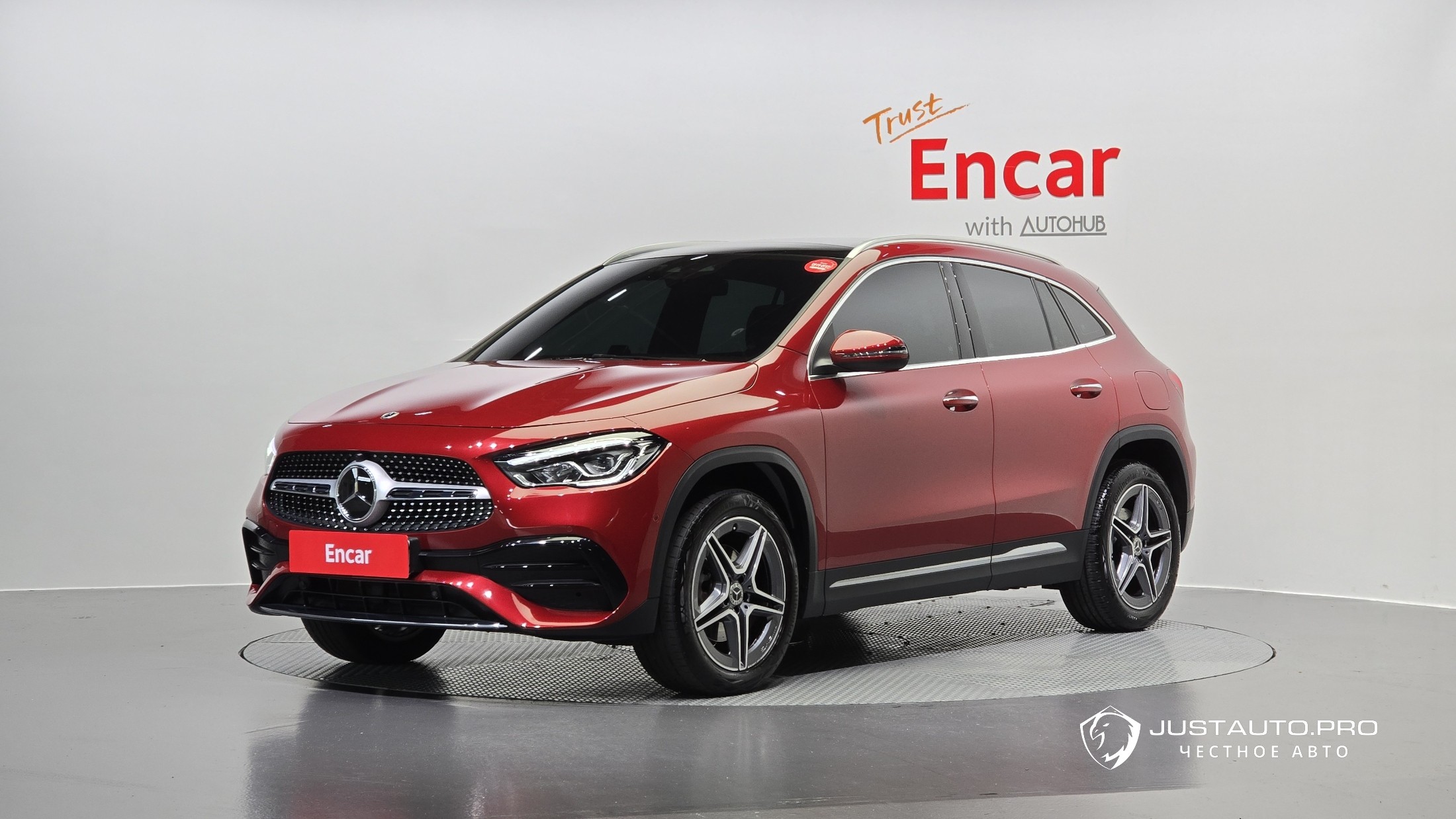 Автомобиль Mercedes-Benz GLA-Class