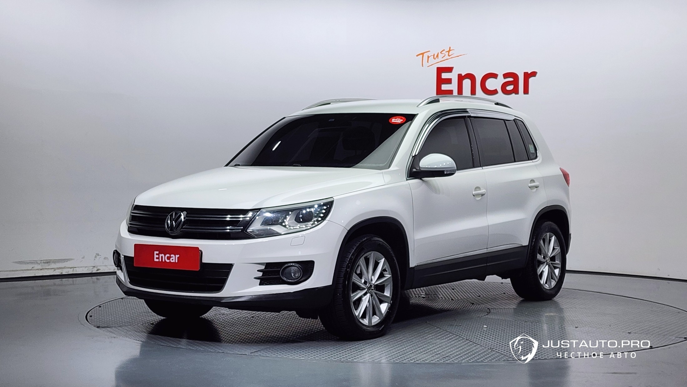 Автомобиль Volkswagen Tiguan