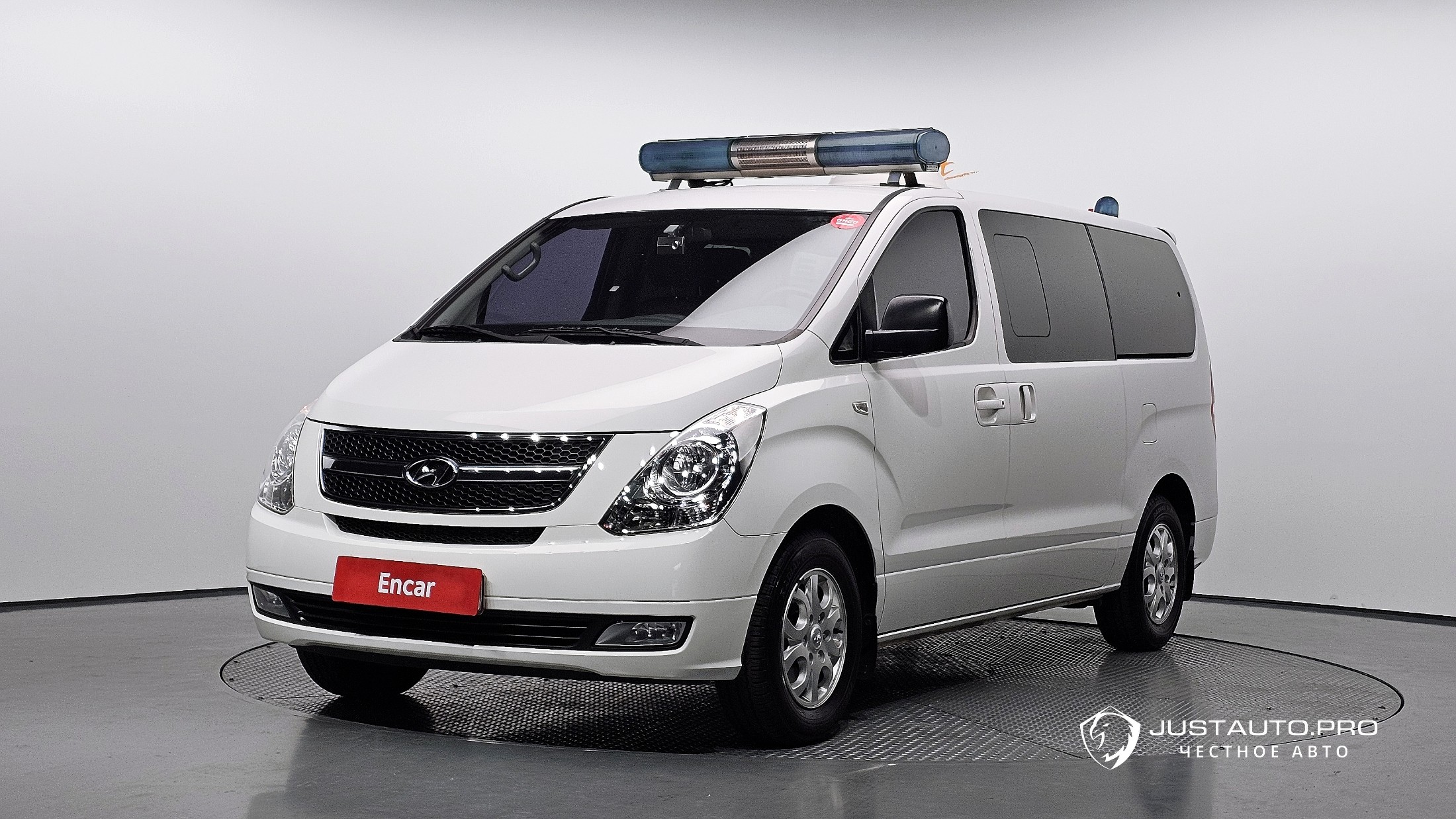 Автомобиль Hyundai Starex