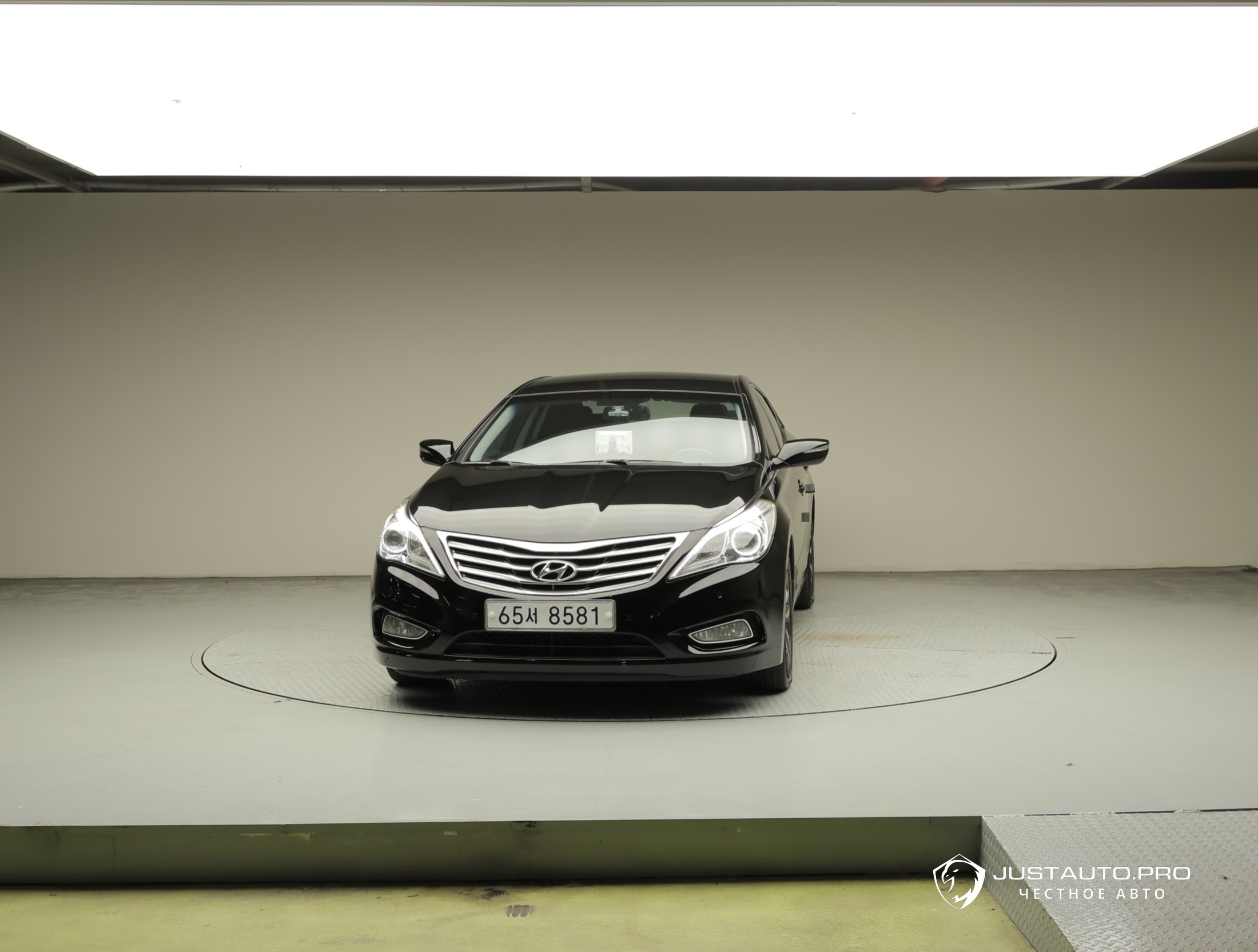 Автомобиль Hyundai Grandeur