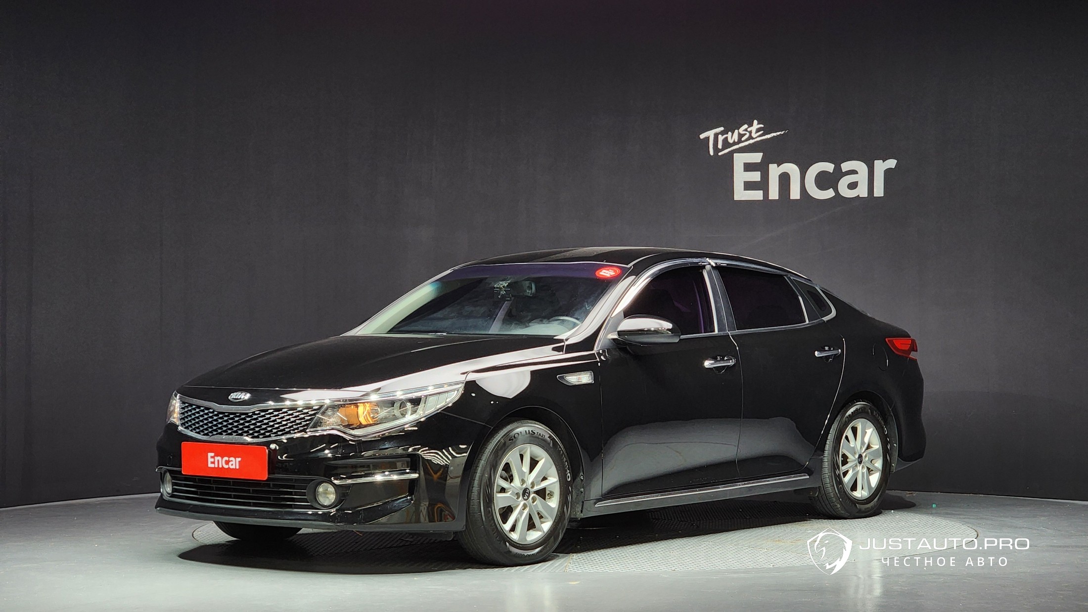 Автомобиль Kia K5