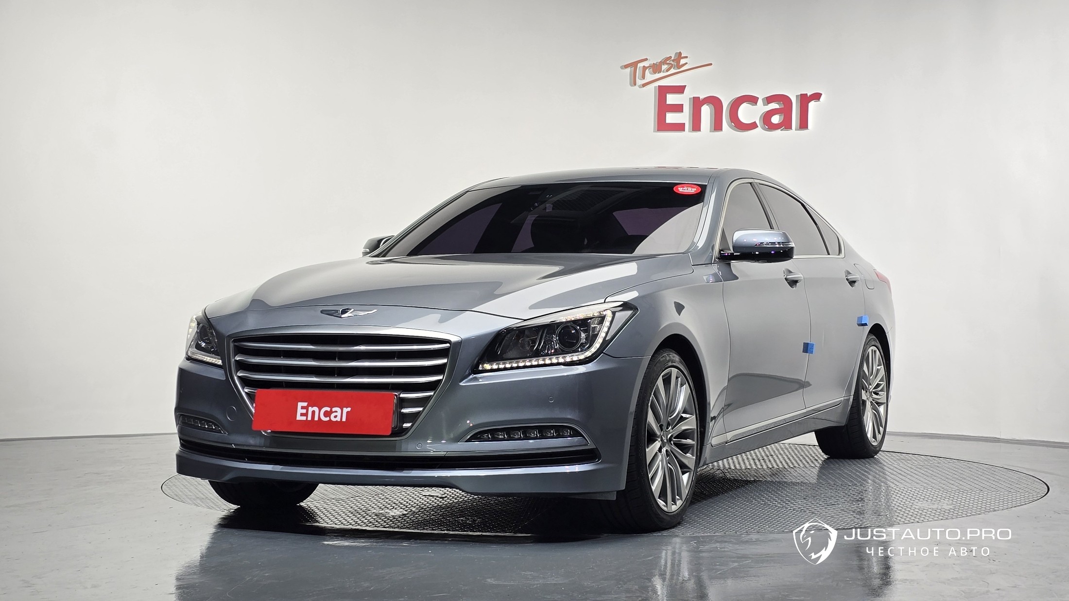 Автомобиль Hyundai Genesis