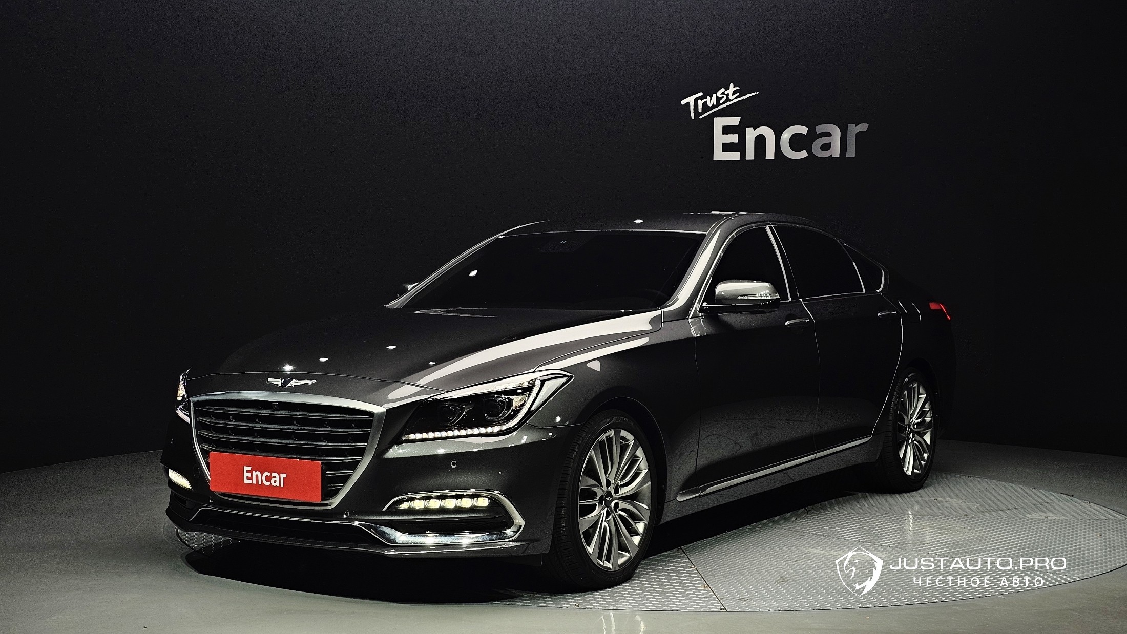 Автомобиль Genesis G80