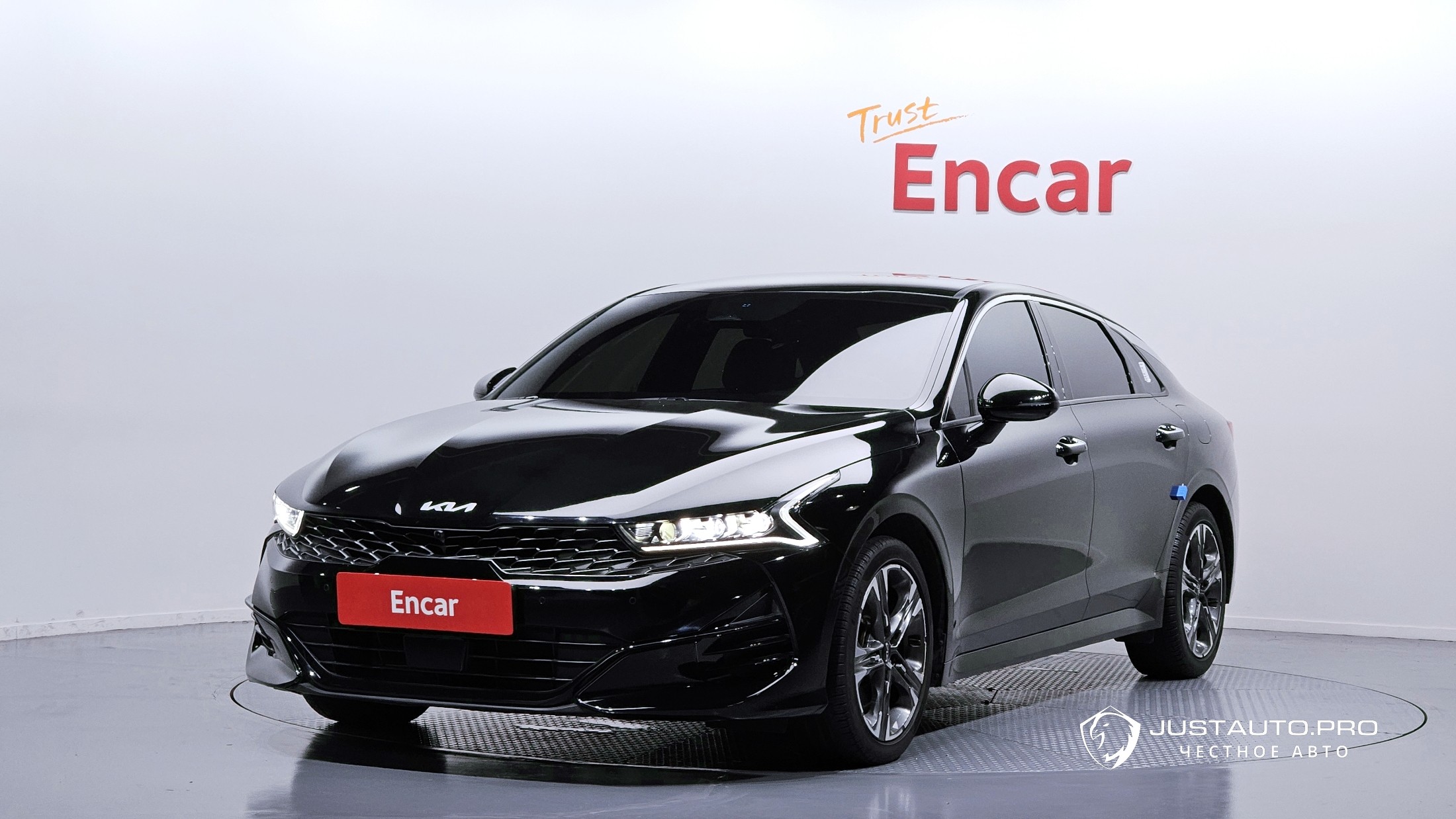 Автомобиль Kia K5