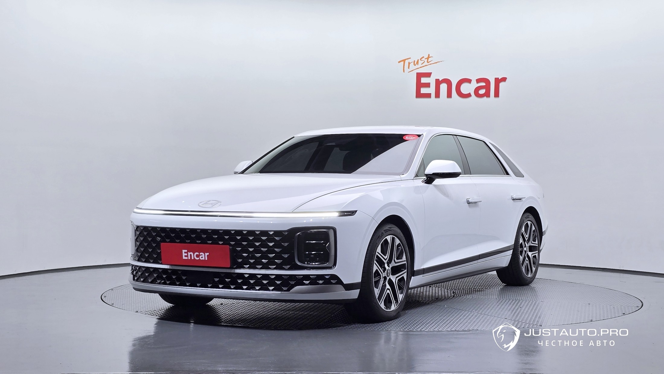 Автомобиль Hyundai Grandeur