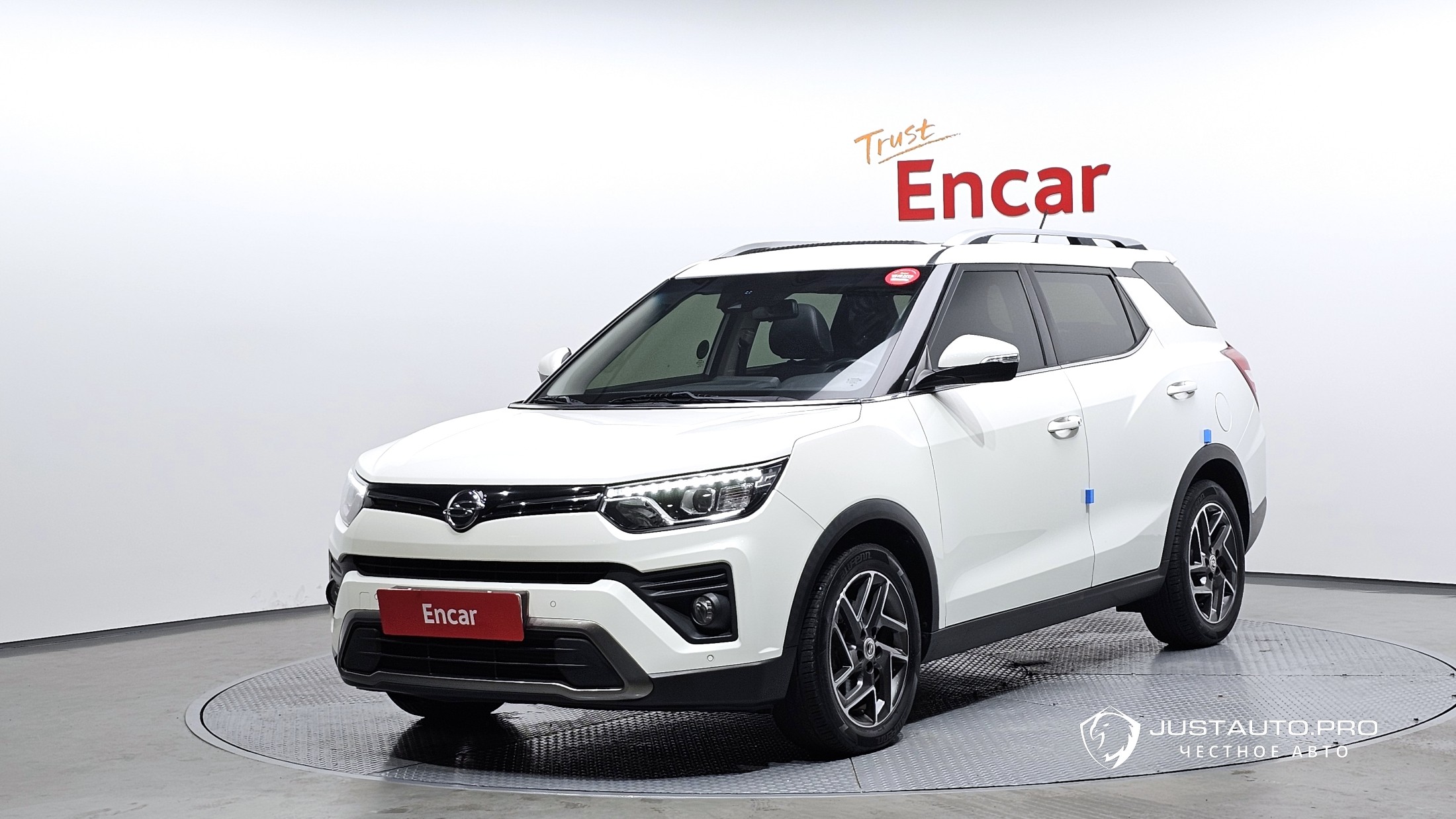 Автомобиль KG_Mobility_Ssangyong TIBOLI