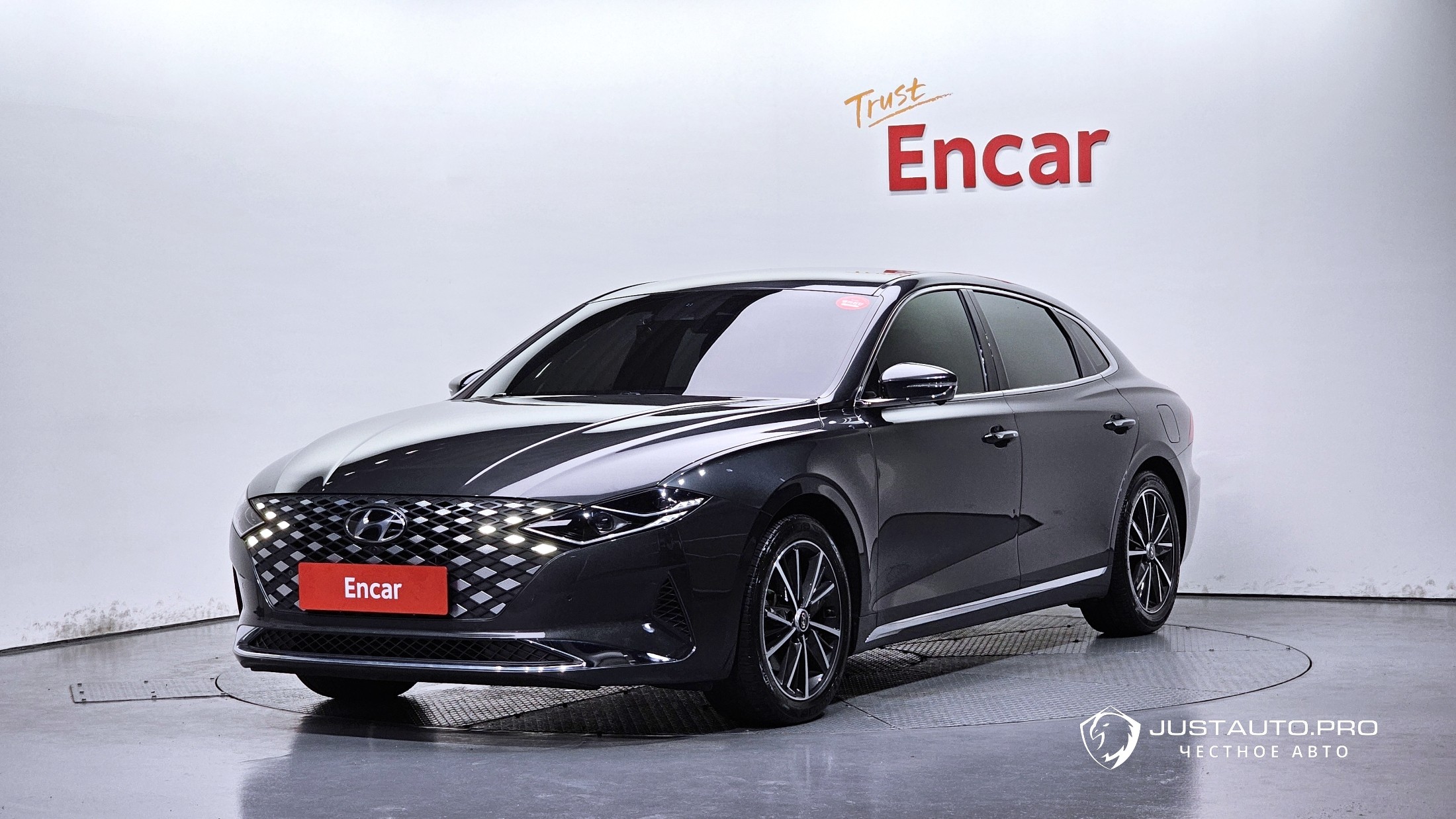 Автомобиль Hyundai Grandeur