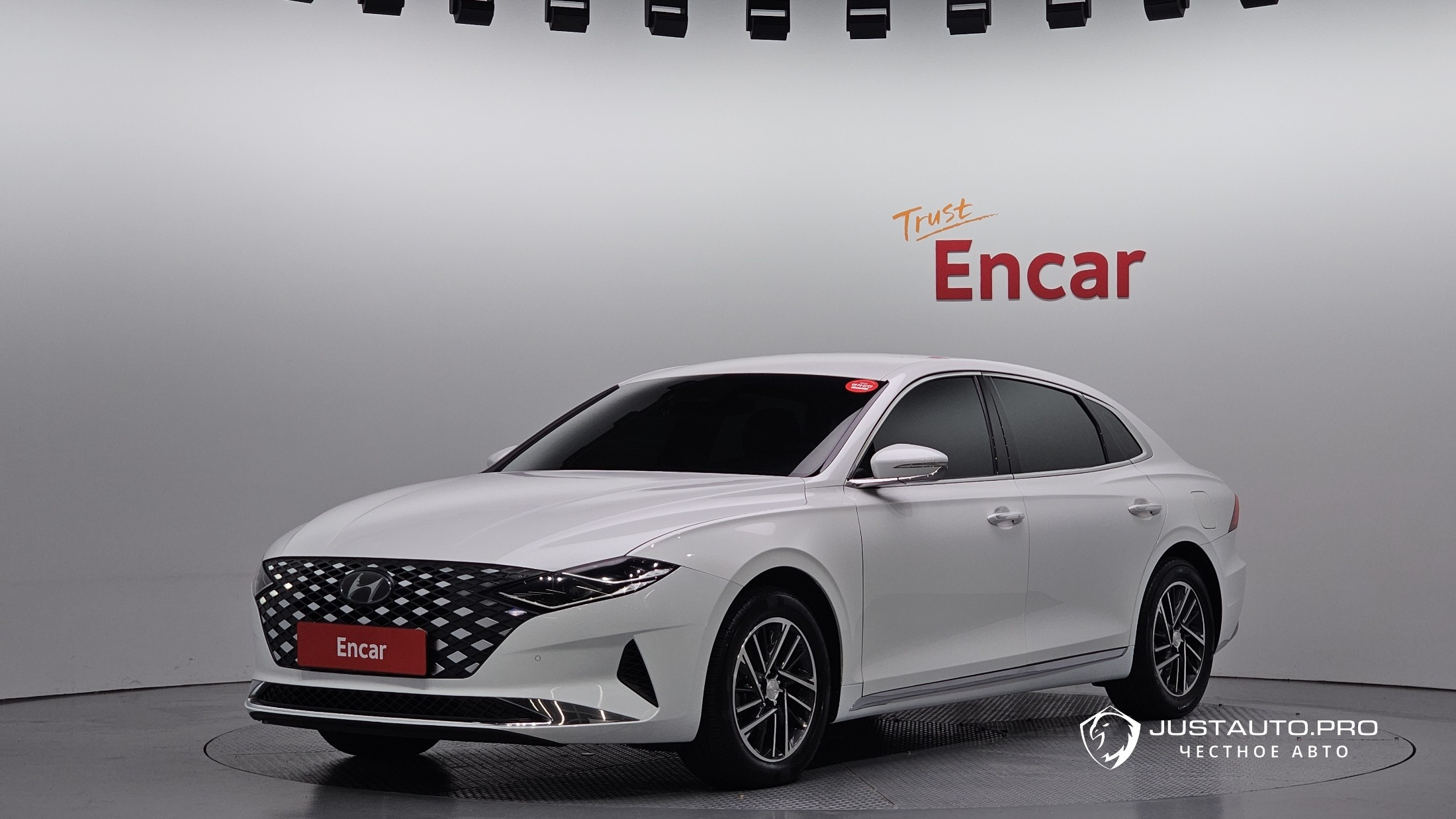 Автомобиль Hyundai Grandeur