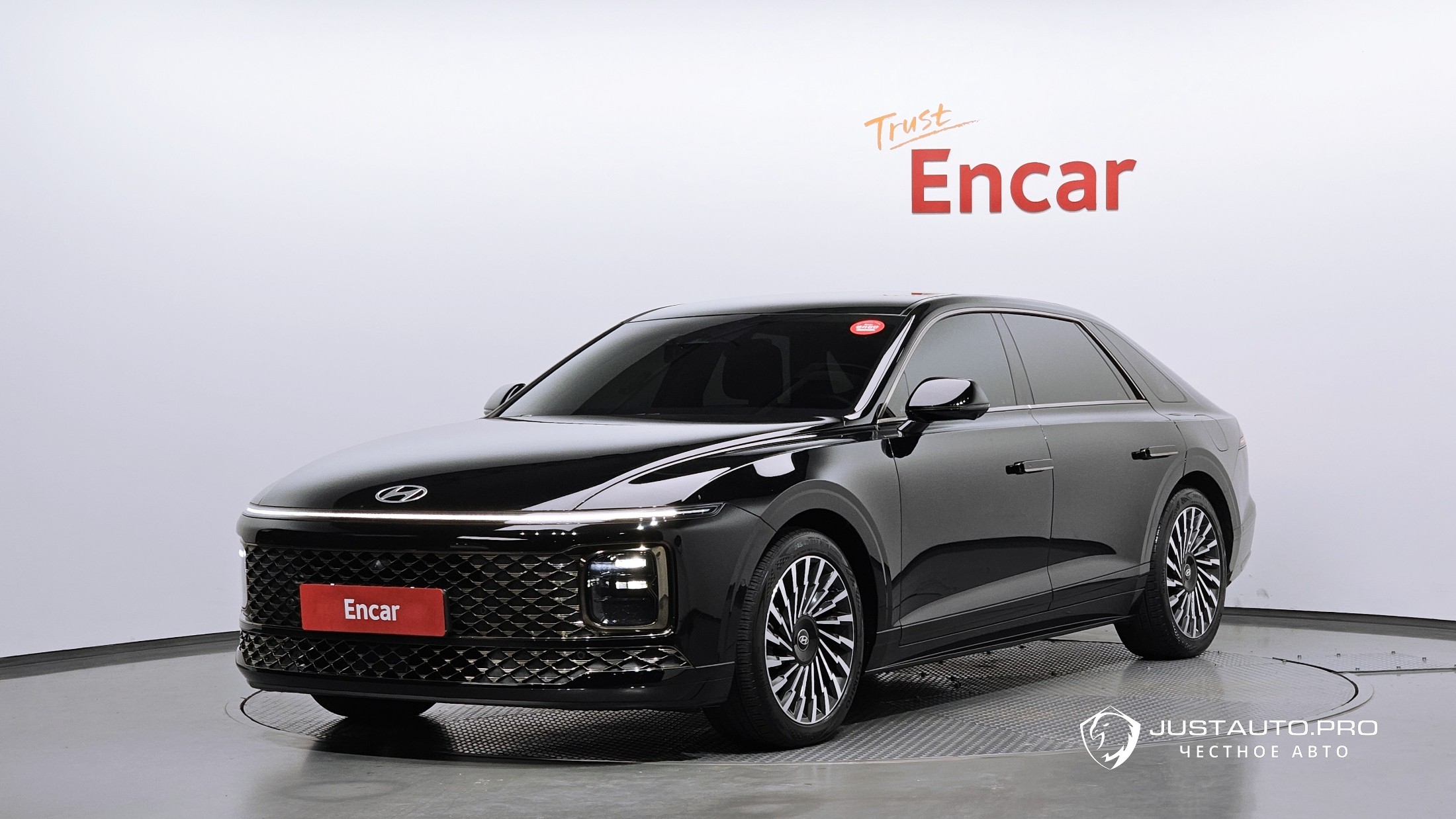 Автомобиль Hyundai Grandeur