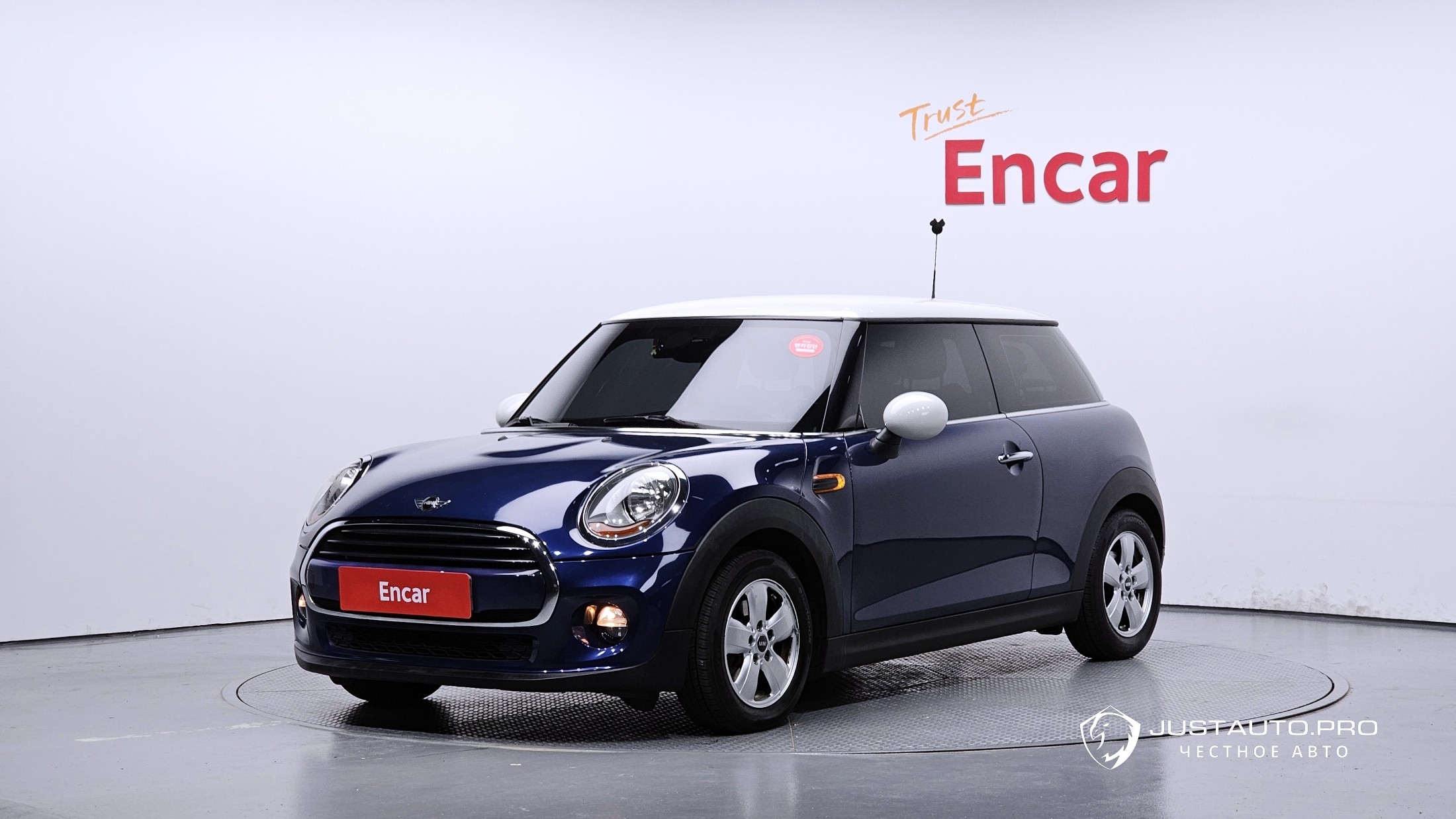 Автомобиль Mini Cooper