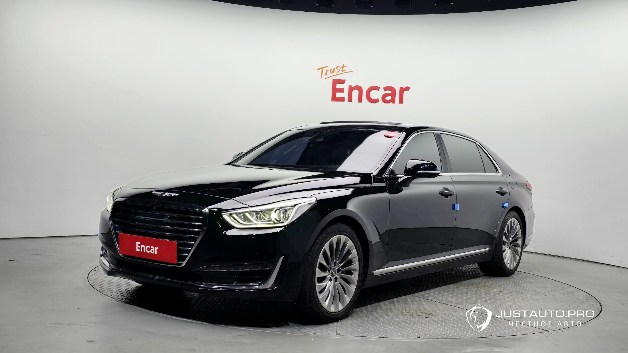 Автомобиль Genesis EQ900