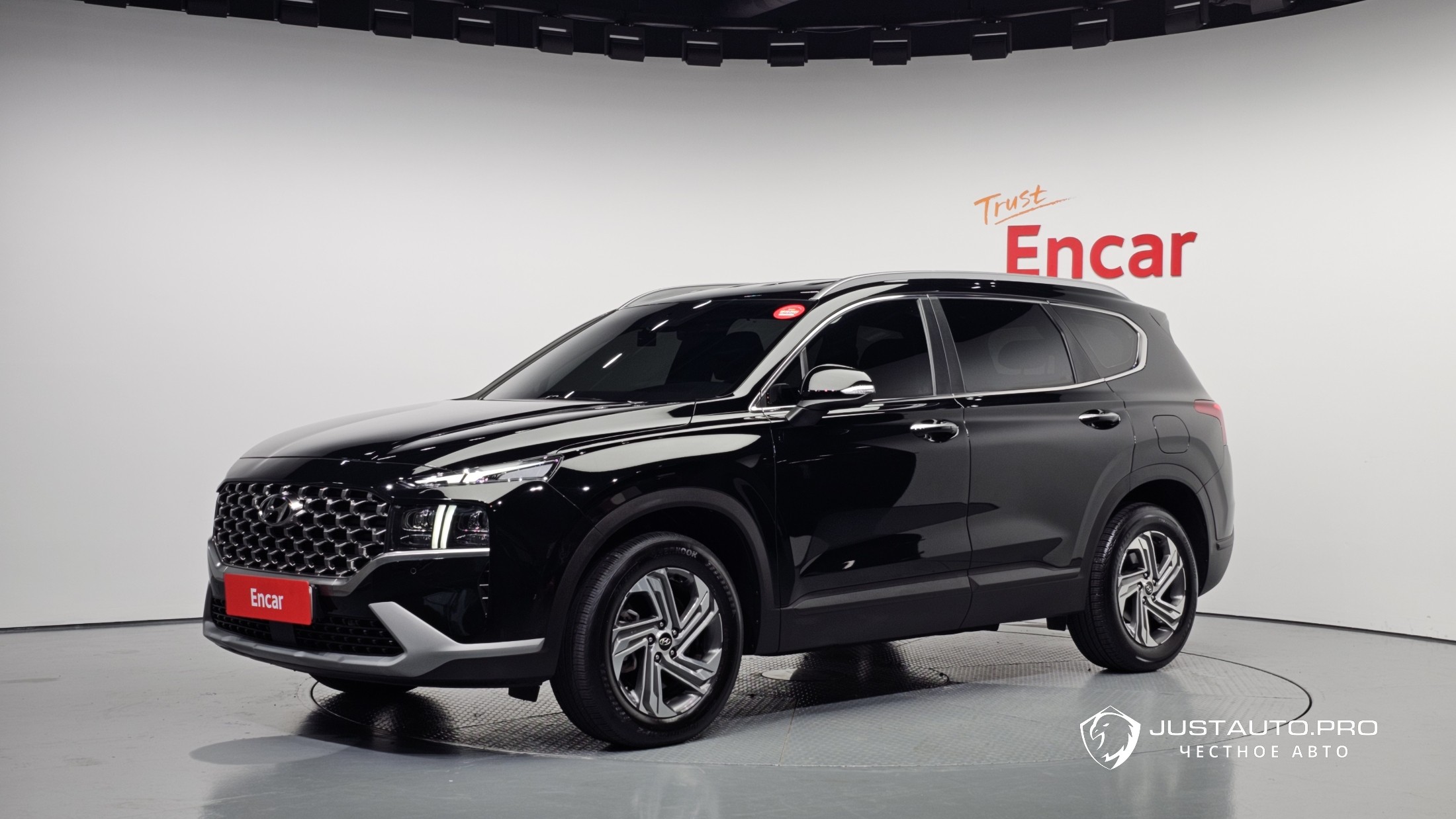 Автомобиль Hyundai Santafe