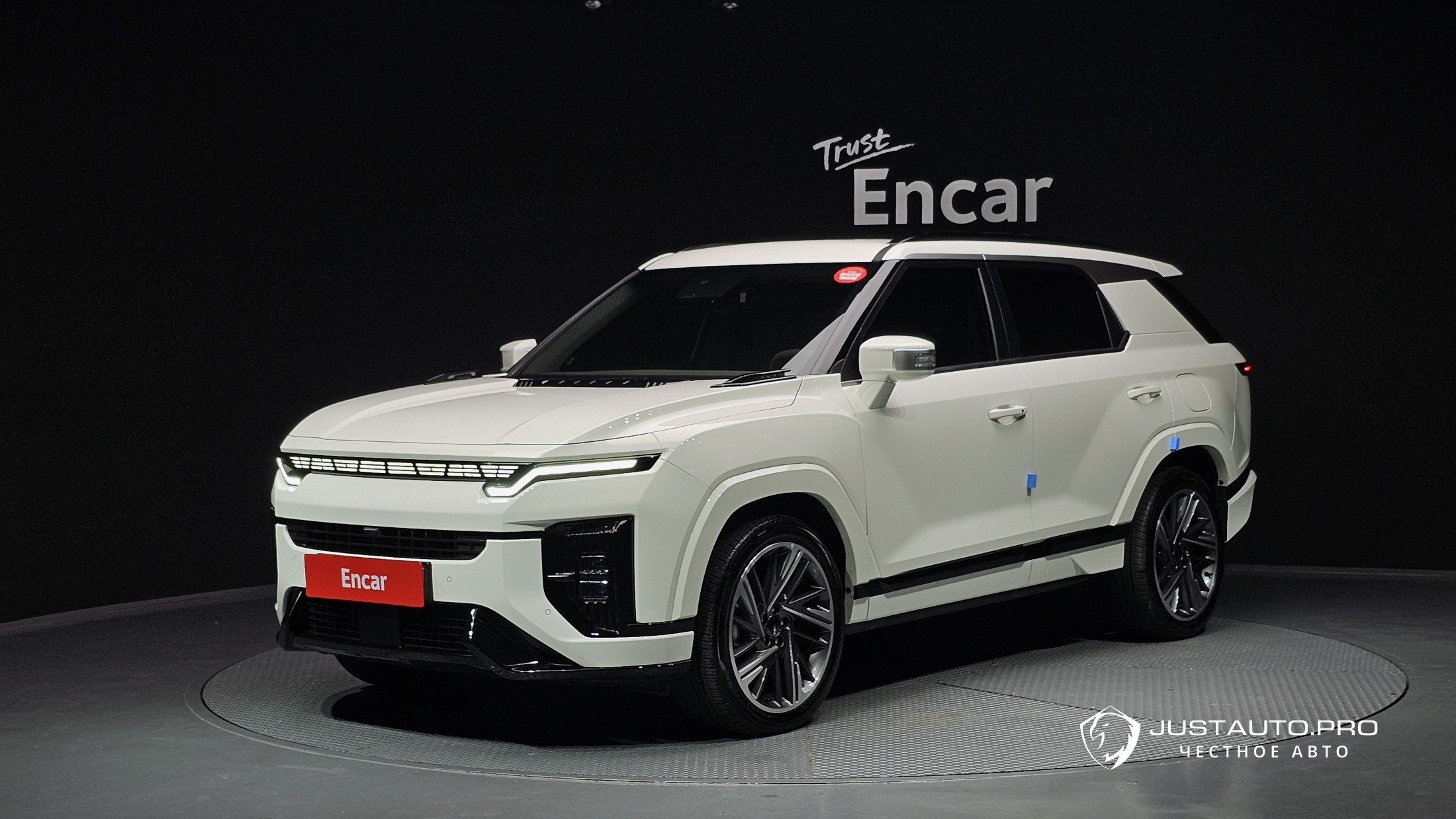 Автомобиль KG_Mobility_Ssangyong Actyon