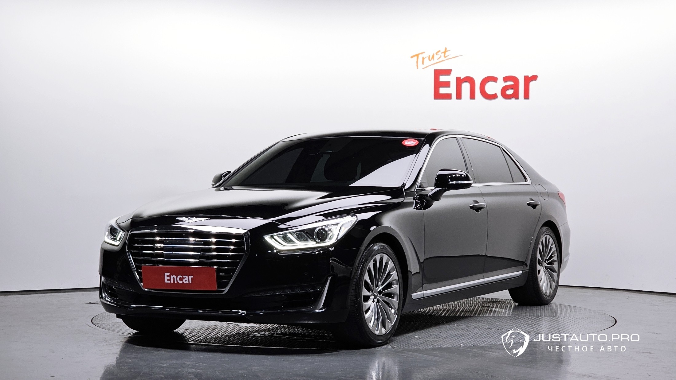 Автомобиль Genesis EQ900