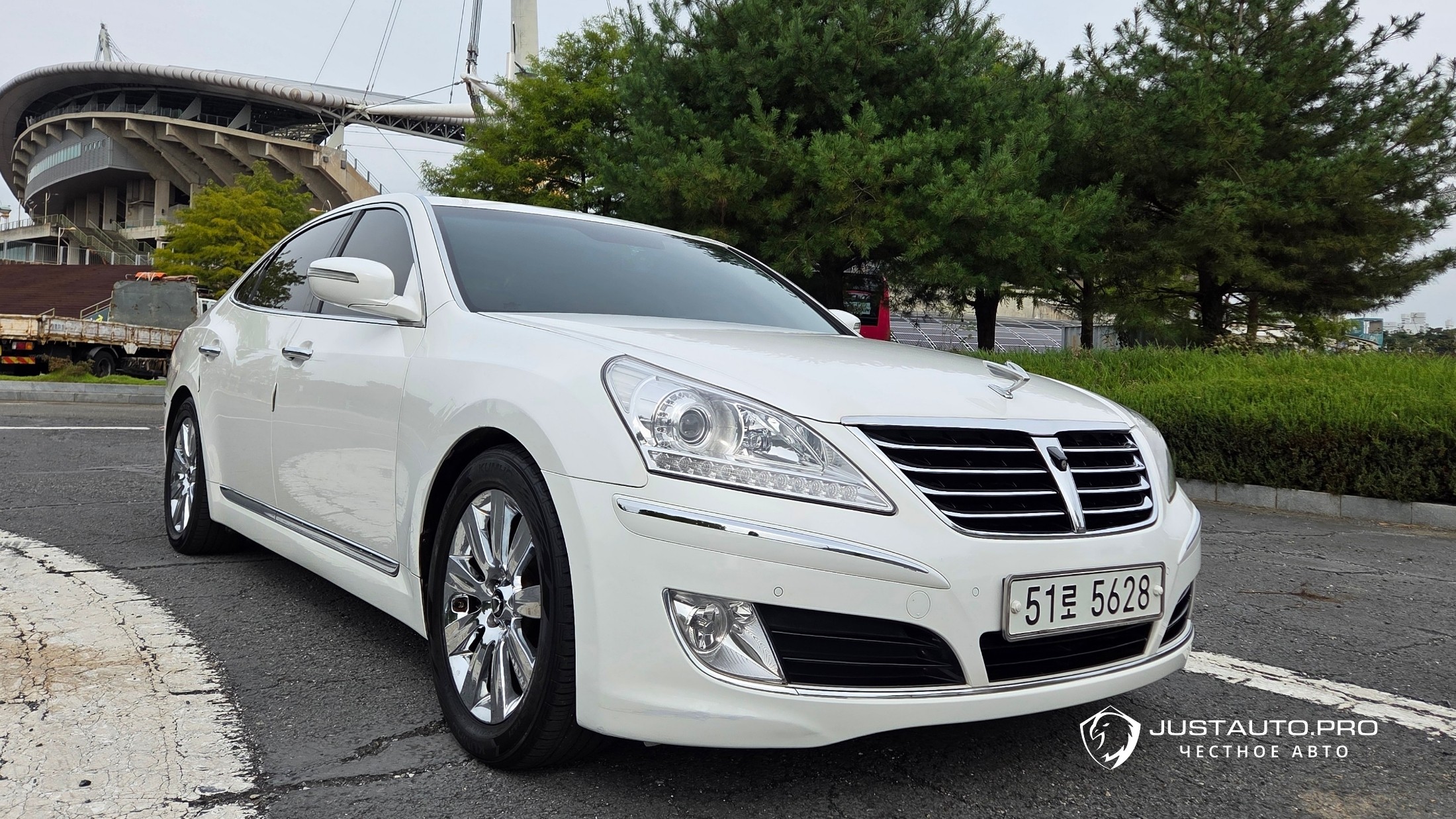 Автомобиль Hyundai Equus